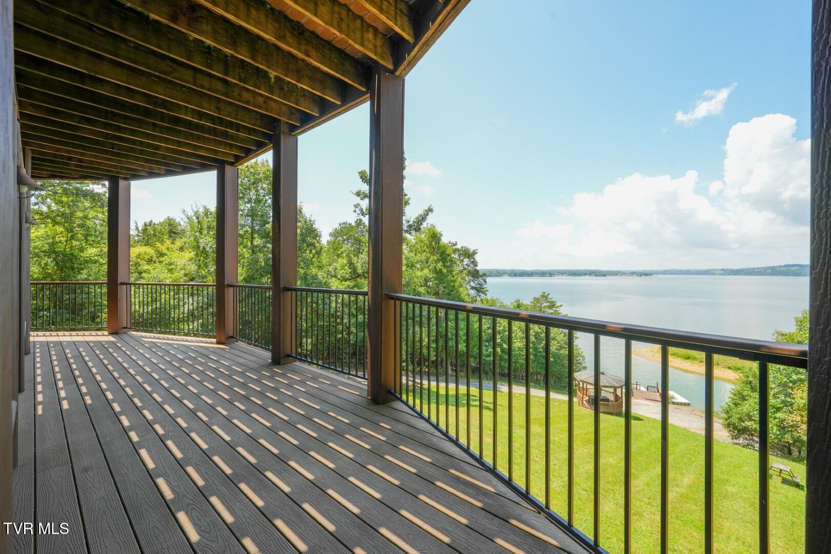 1154 Stoneway Court Property Photo 45