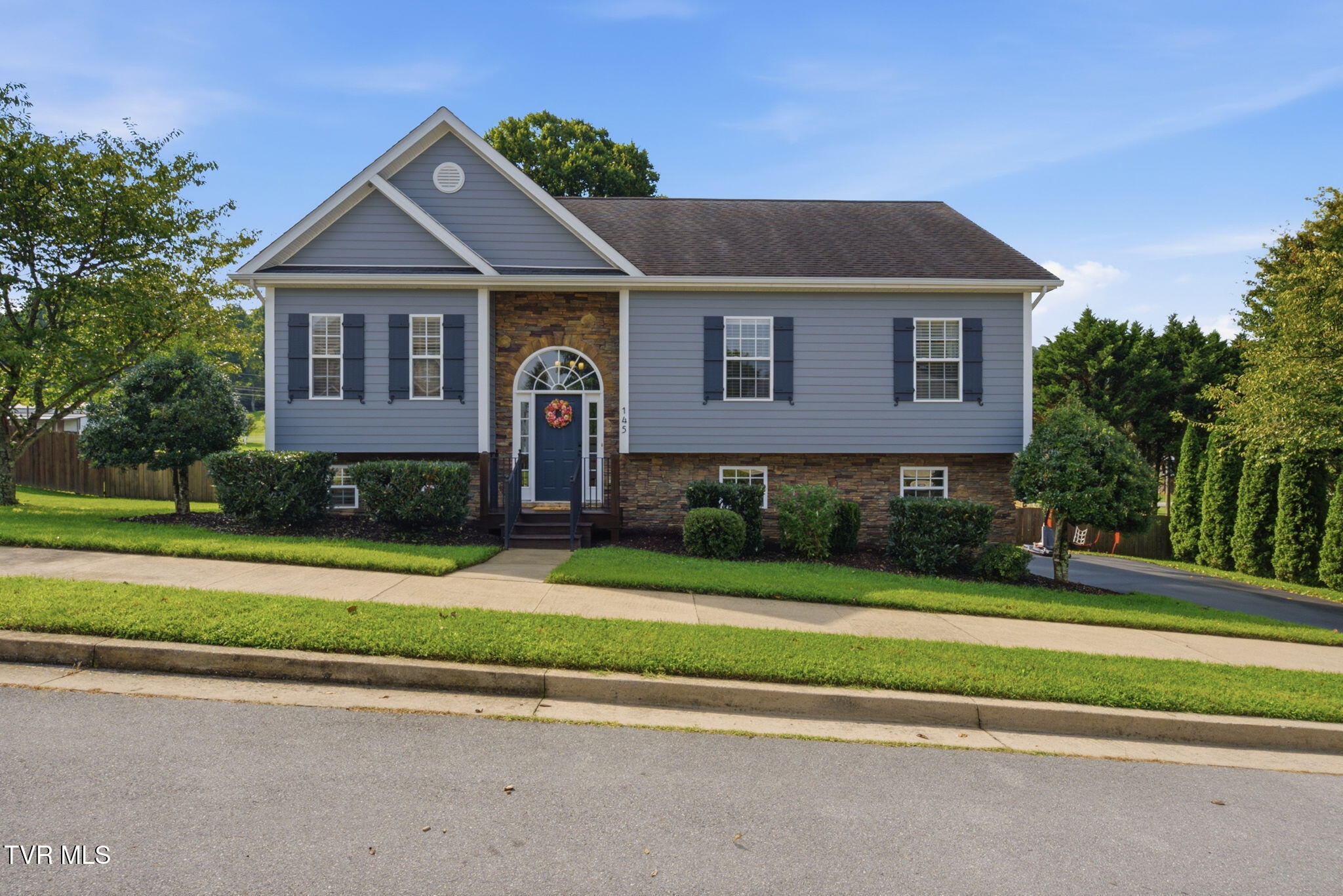145 Azalea Ridge Property Photo 1