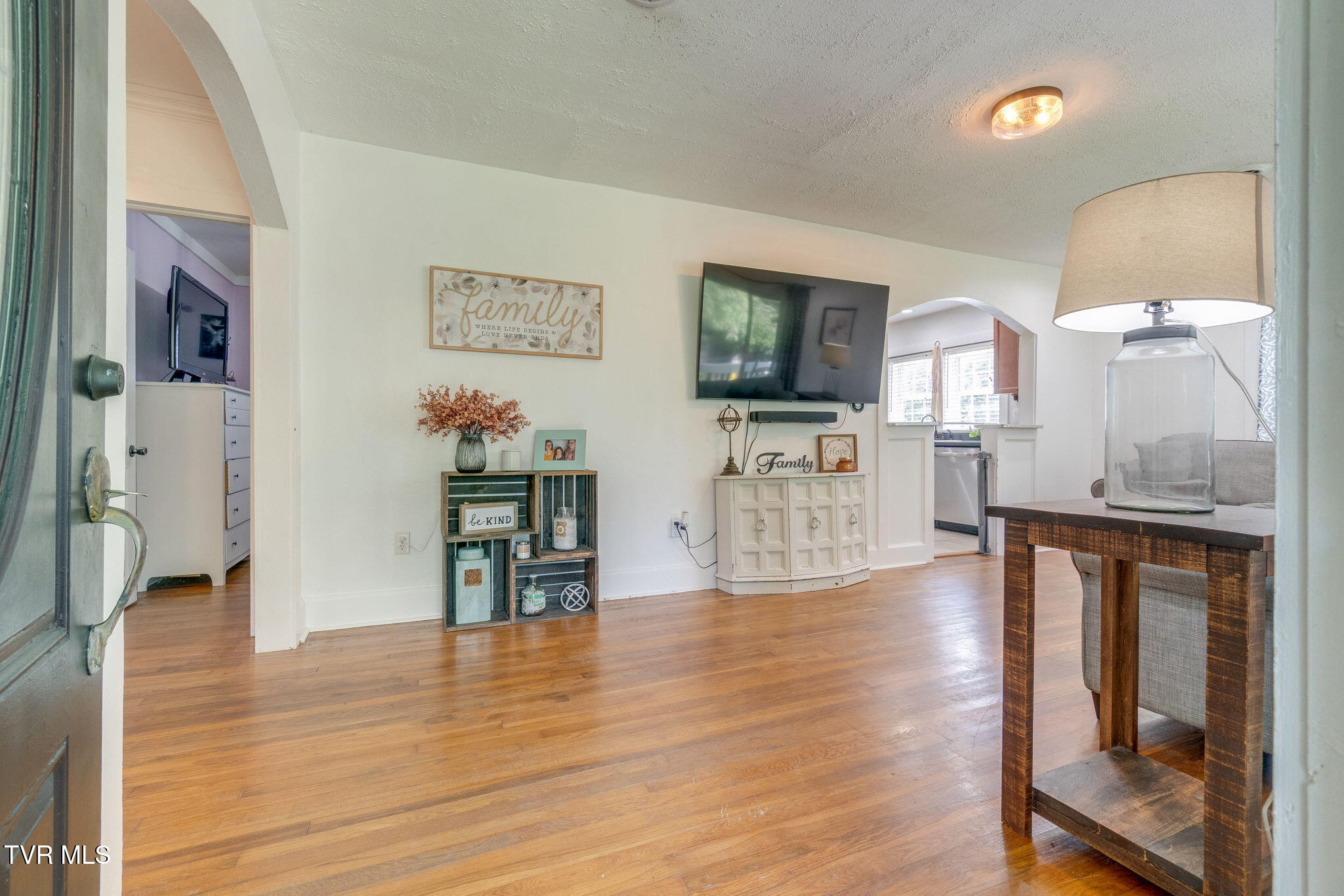 102 Coffey Street Property Photo 6