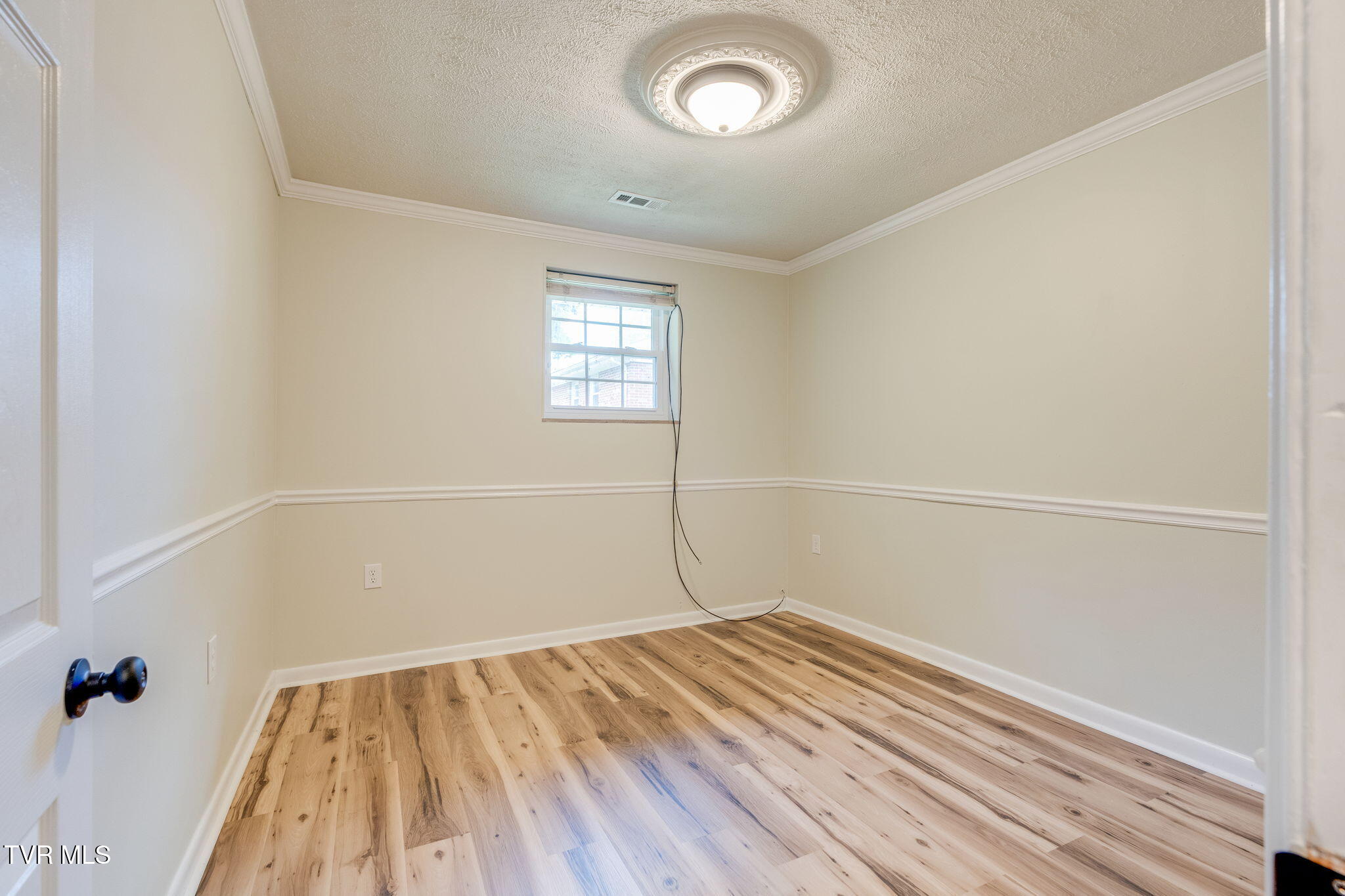 100 Hickory Drive Property Photo 17