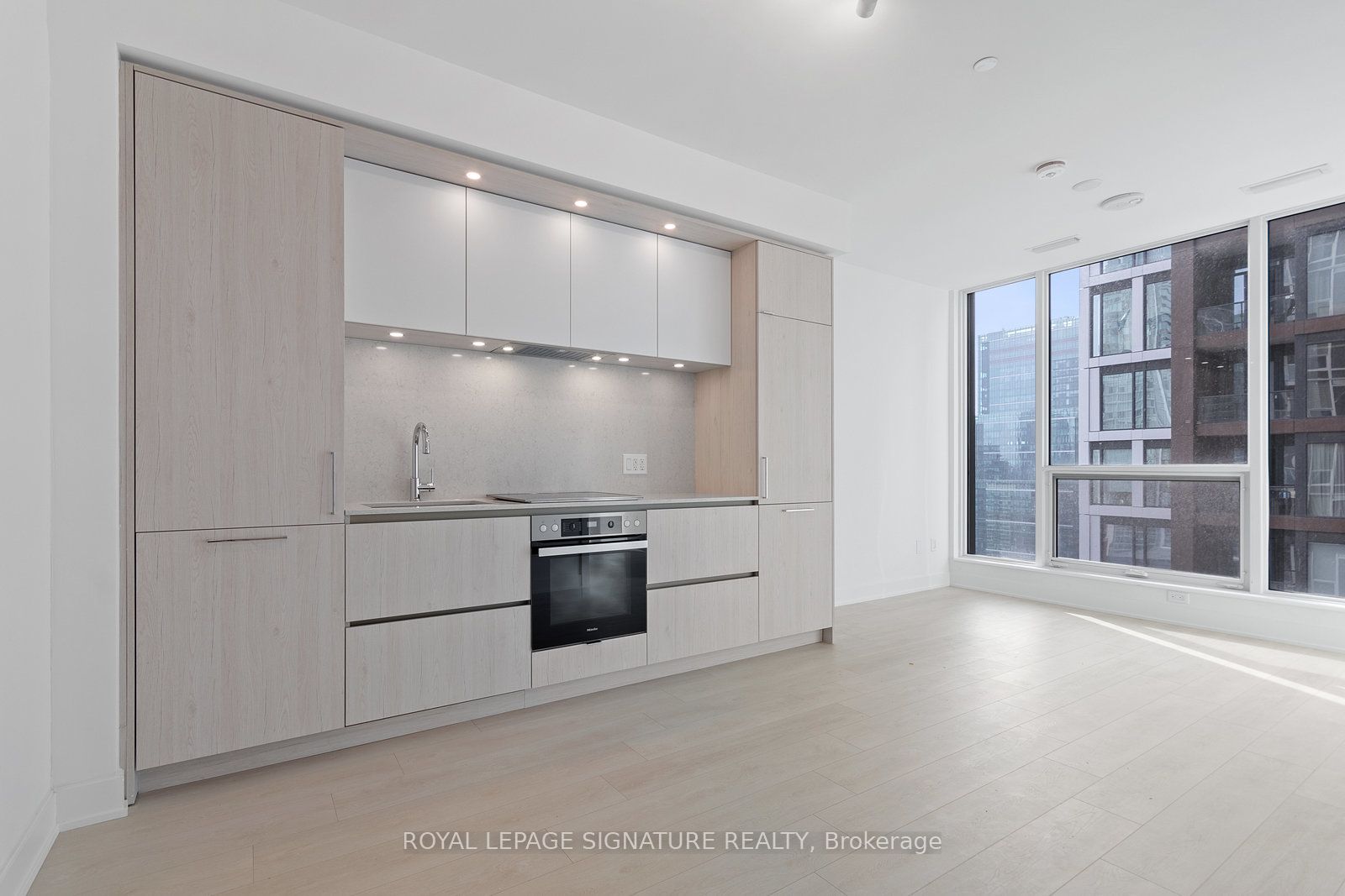 35 Mercer St Property Photo 1