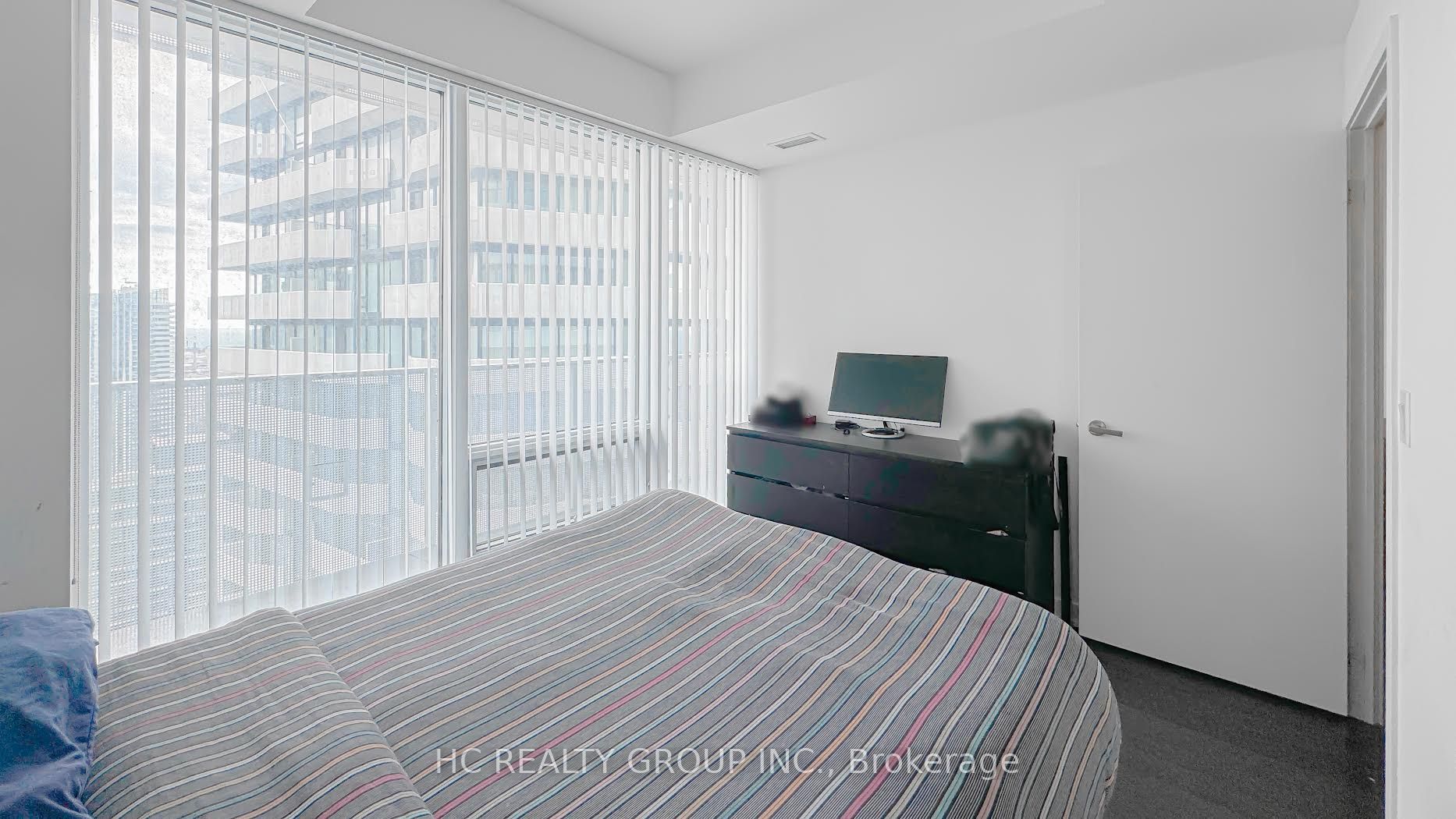 #6506 - 100 Harbour Street Property Photo 10