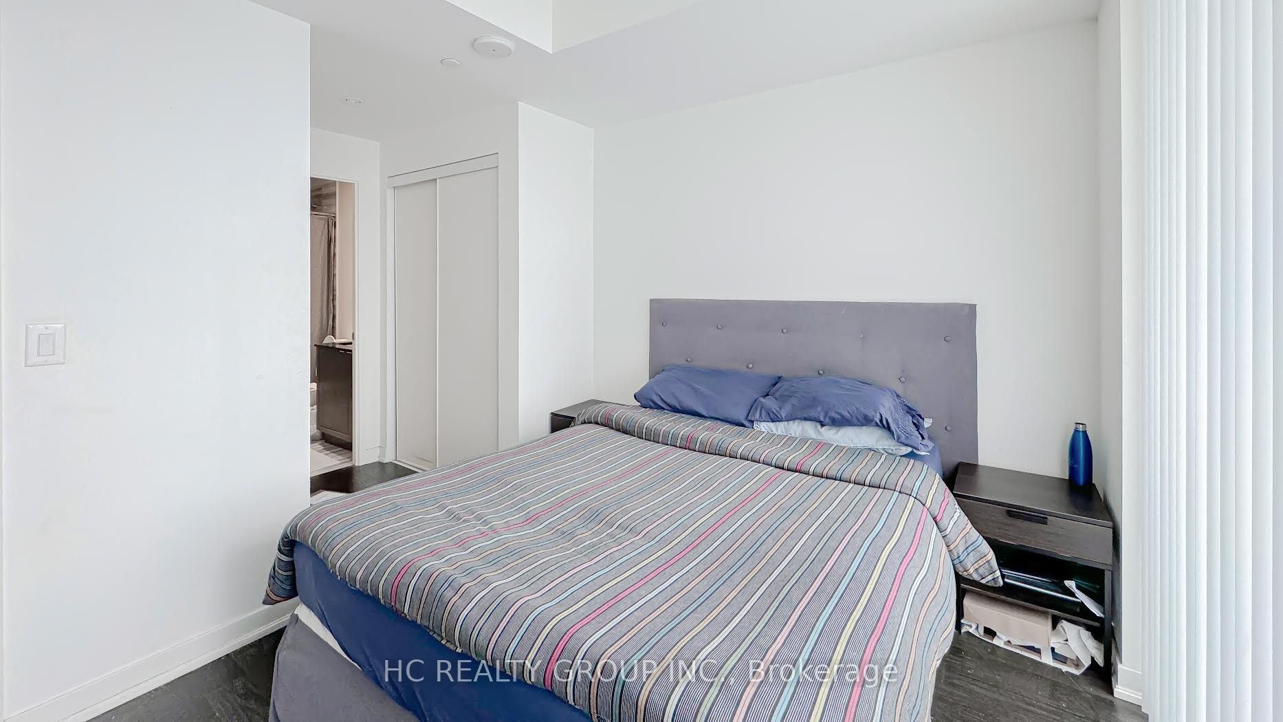 #6506 - 100 Harbour Street Property Photo 11
