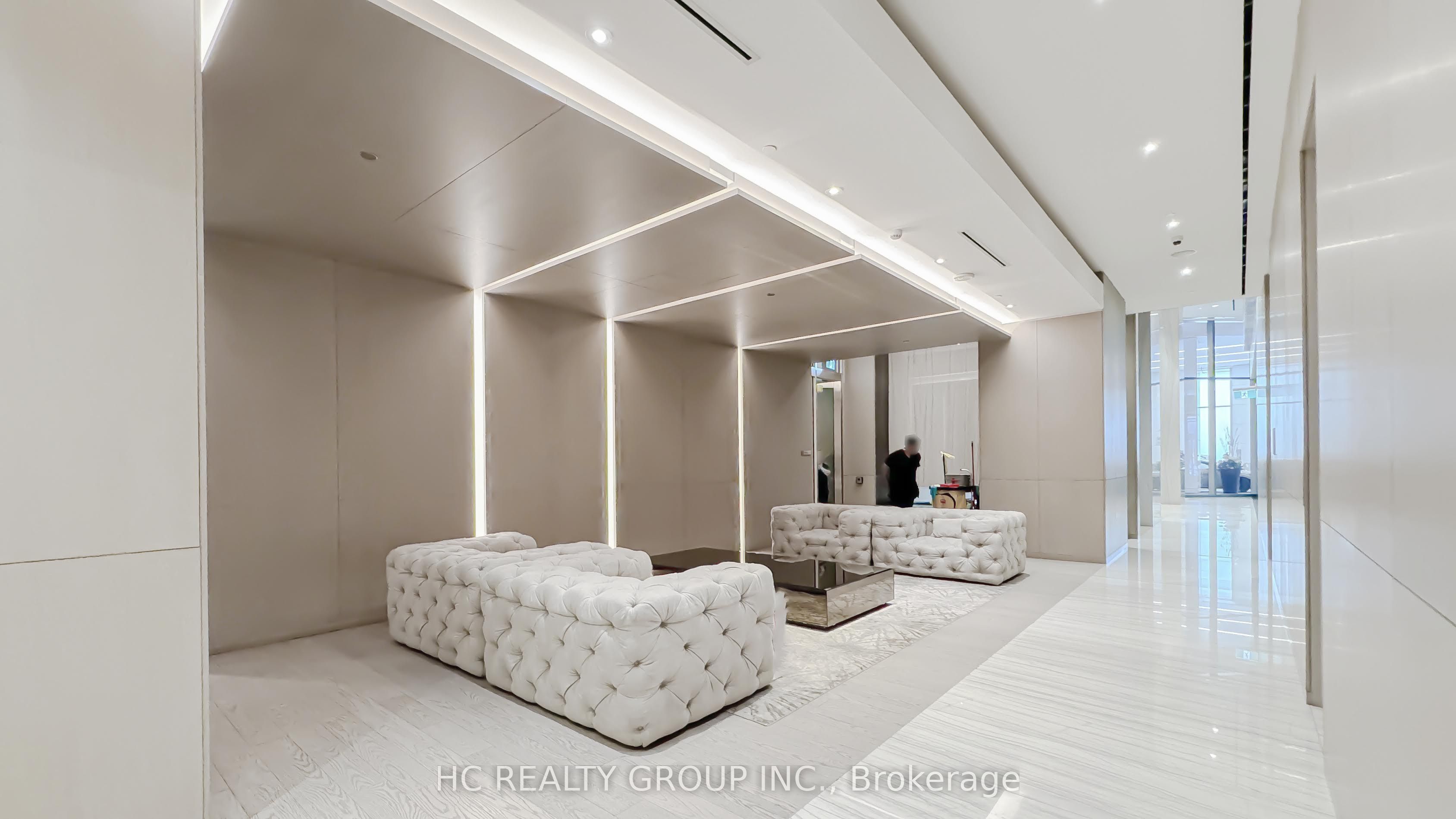 #6506 - 100 Harbour Street Property Photo 23