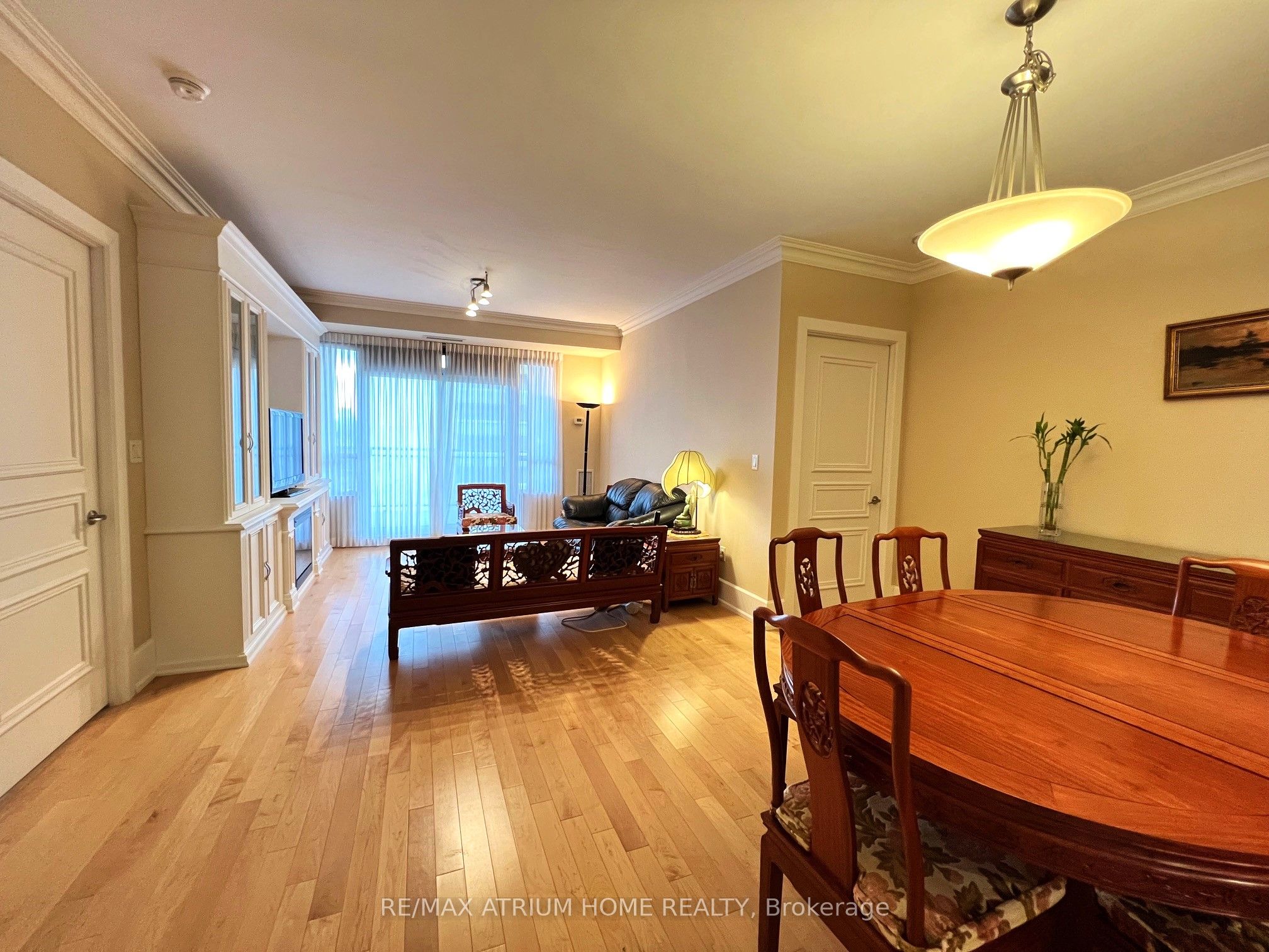 #1705 - 662 Sheppard Avenue Property Photo 3