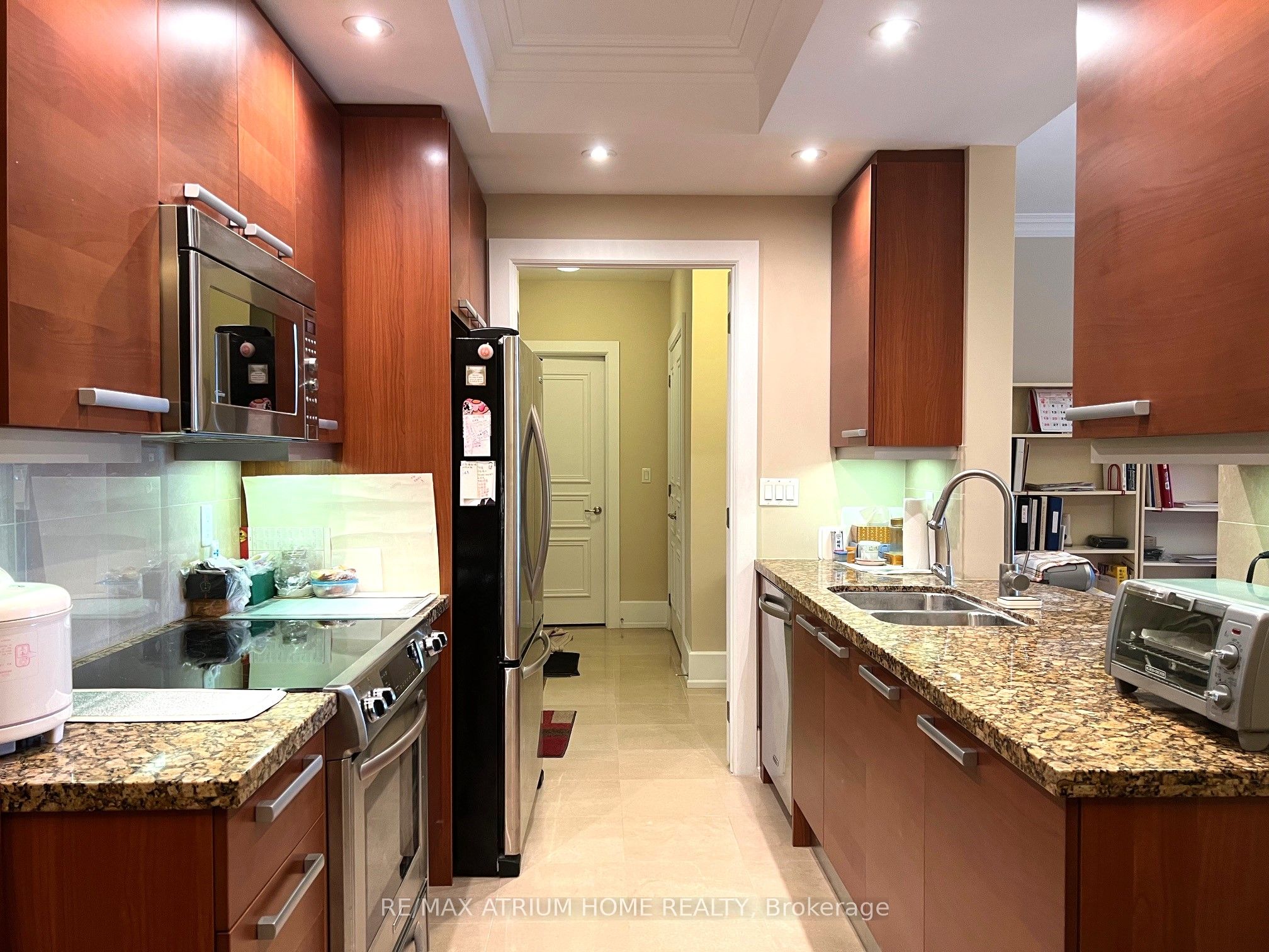 #1705 - 662 Sheppard Avenue Property Photo 9