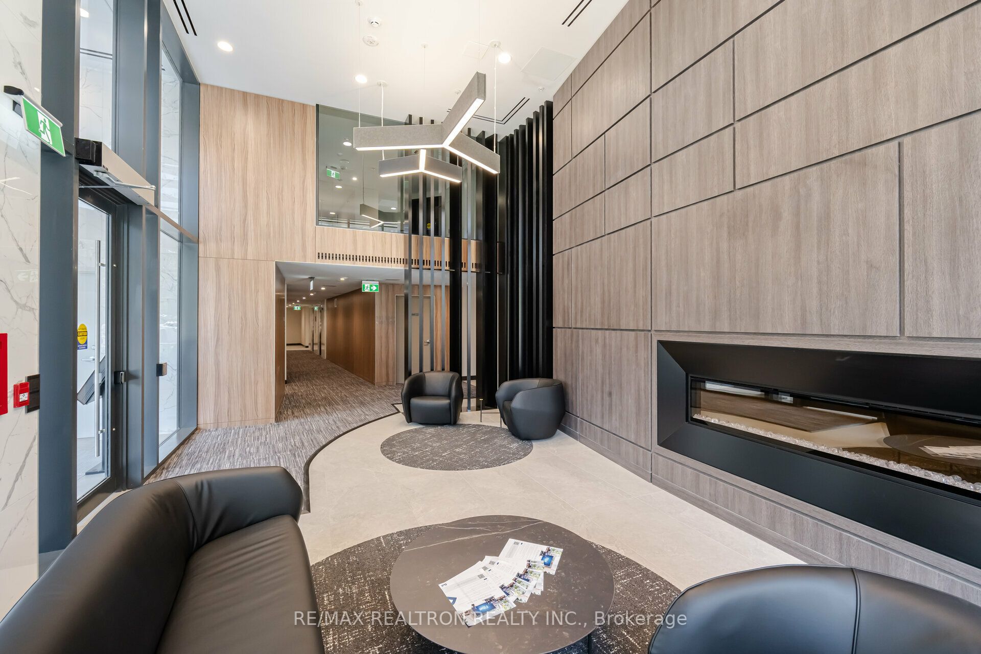 #1111 - 2525 Bathurst Street Property Photo 20