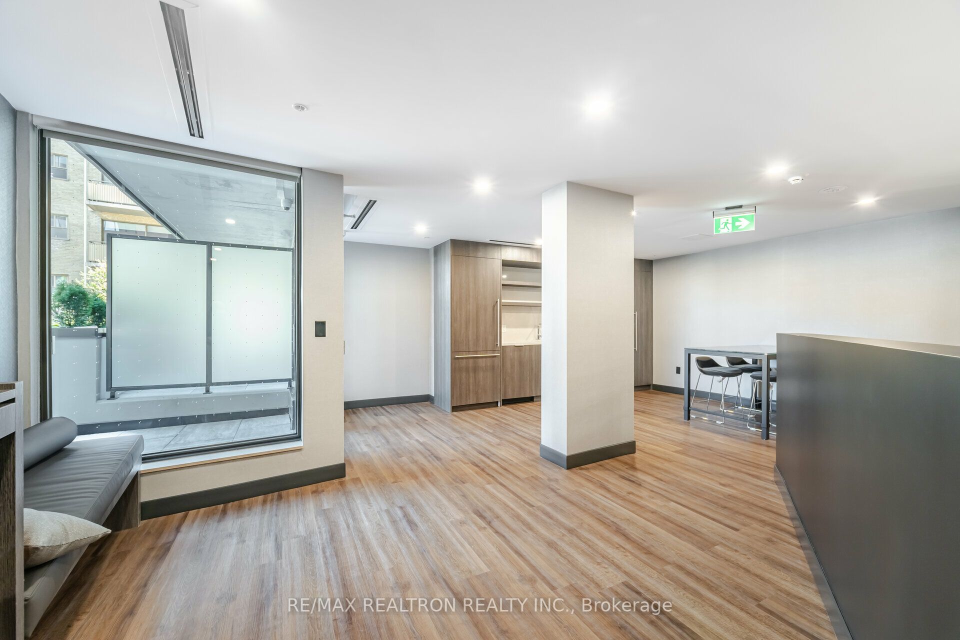 #1111 - 2525 Bathurst Street Property Photo 29
