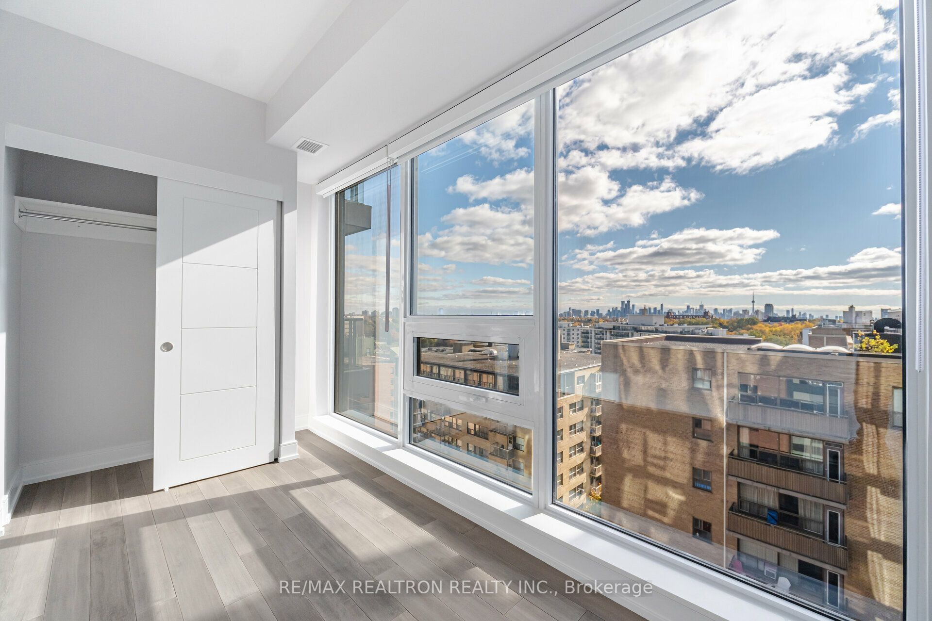 #1111 - 2525 Bathurst Street Property Photo 46