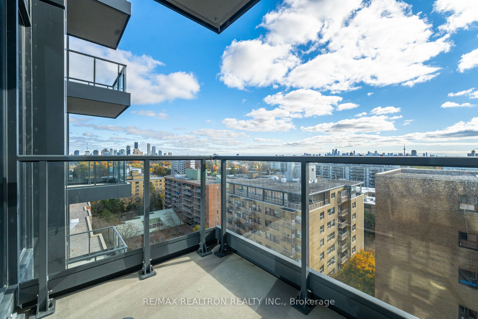 #1111 - 2525 Bathurst Street Property Photo 52