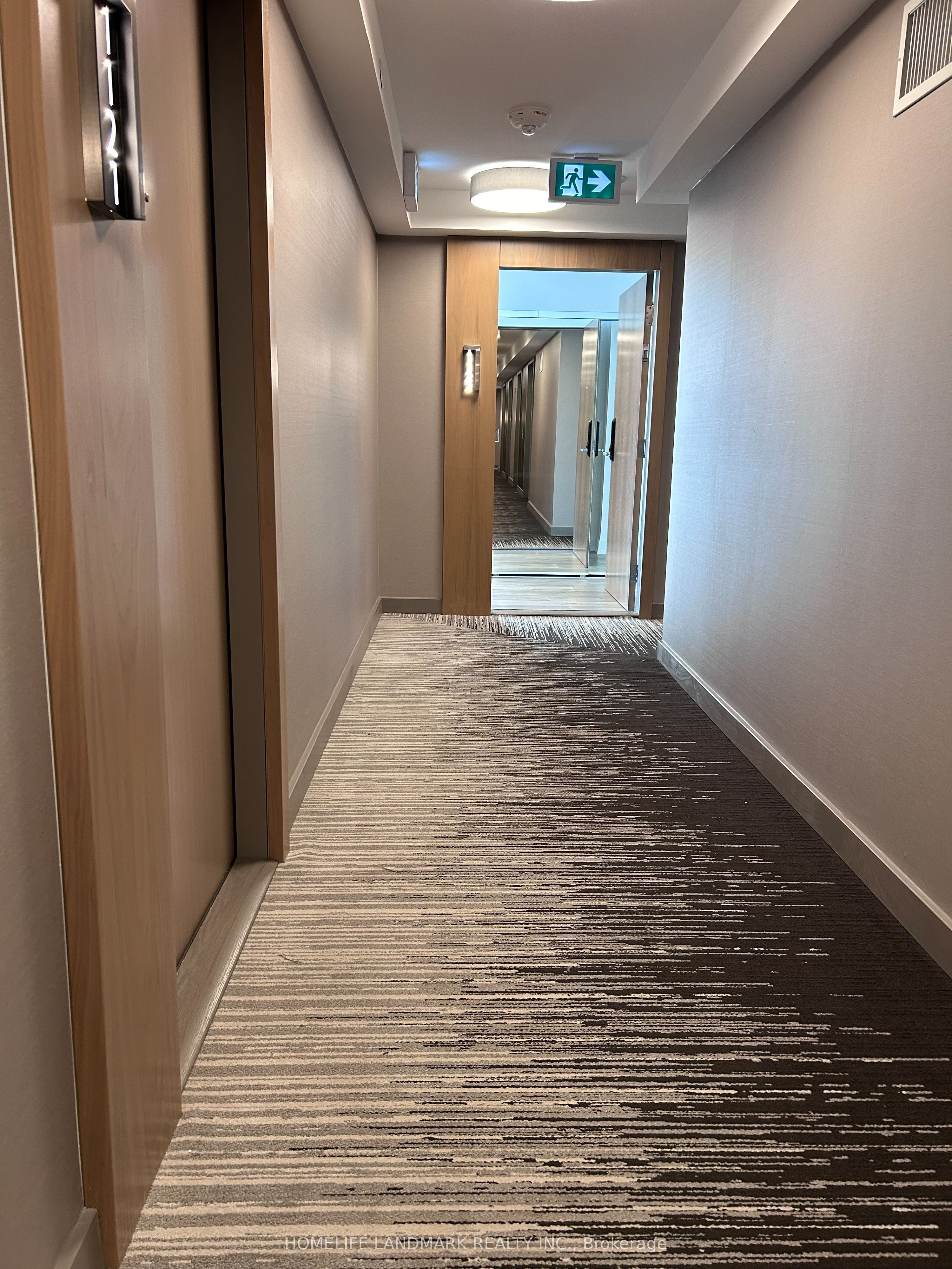 #1122 - 585 Bloor Street Property Photo 2