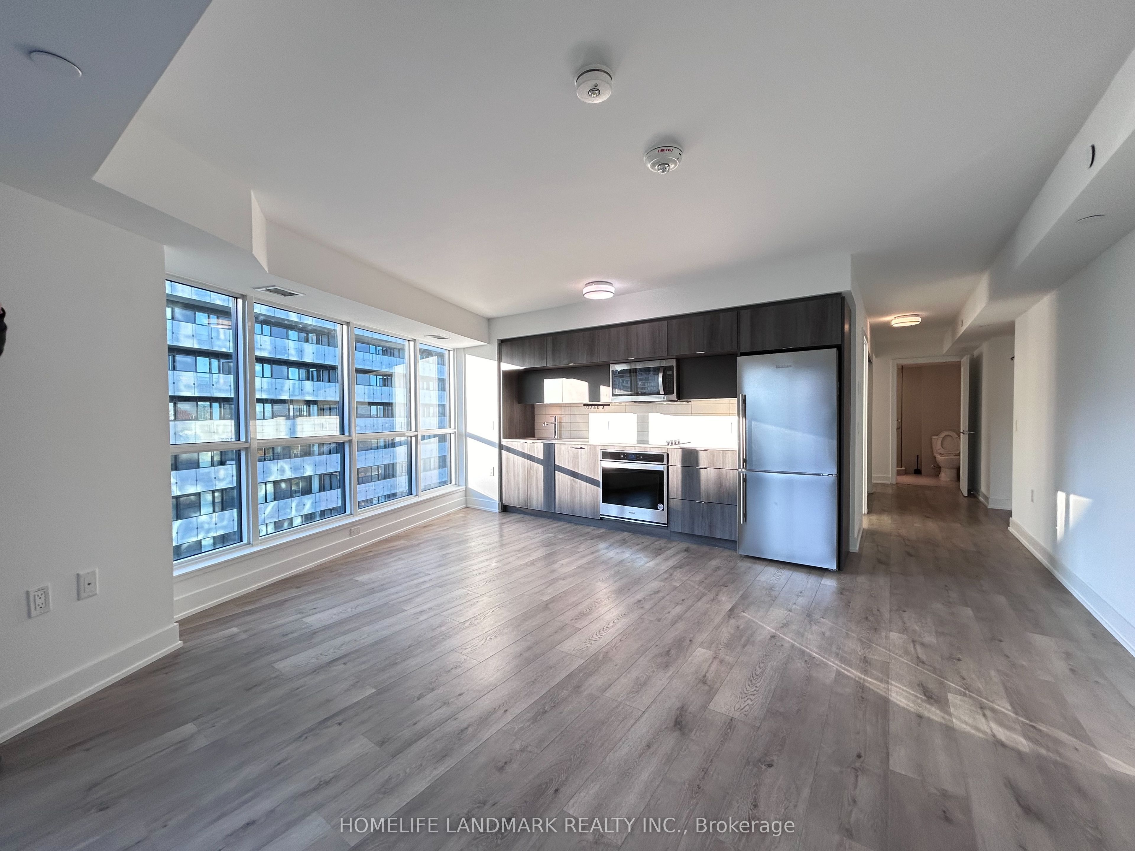 #1122 - 585 Bloor Street Property Photo 5