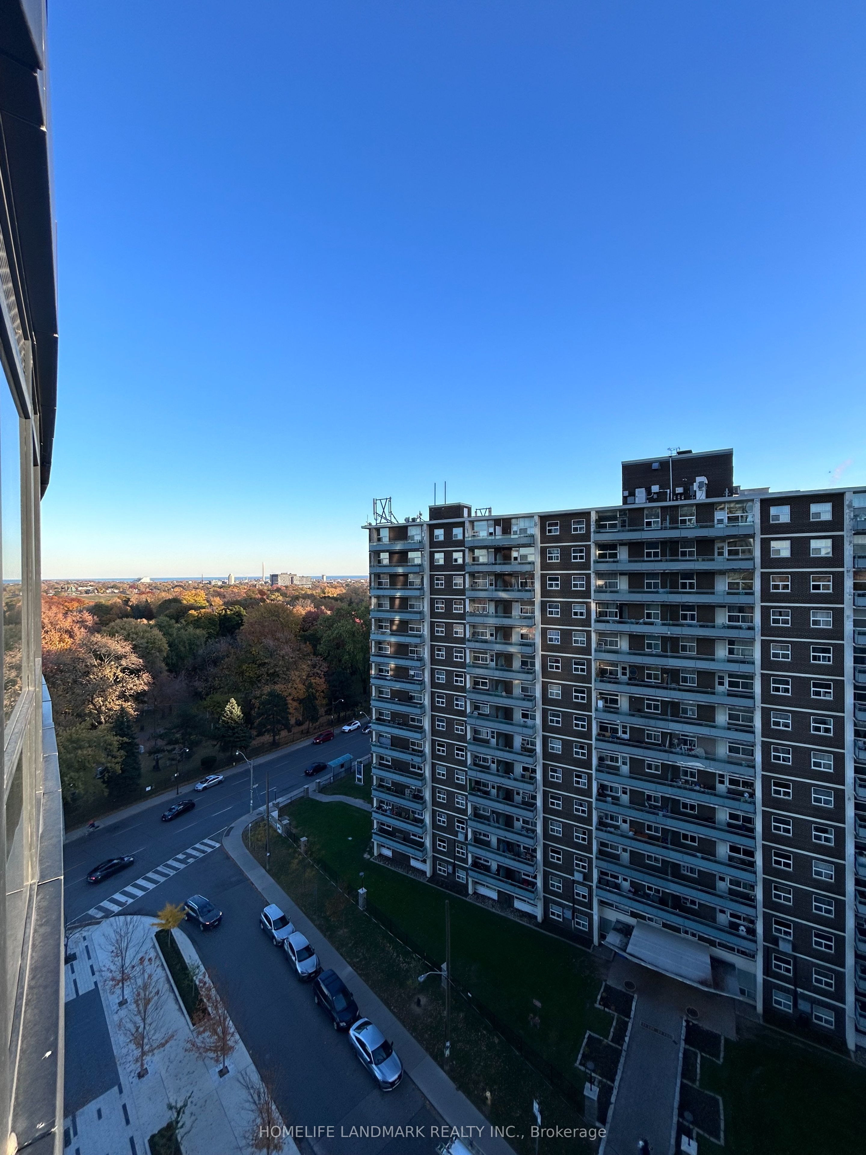 #1122 - 585 Bloor Street Property Photo 24