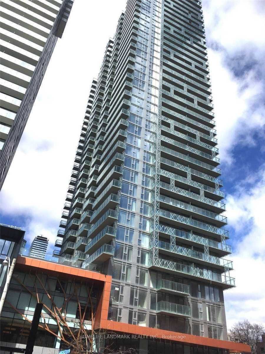 50 Wellesley St E Property Photo 1