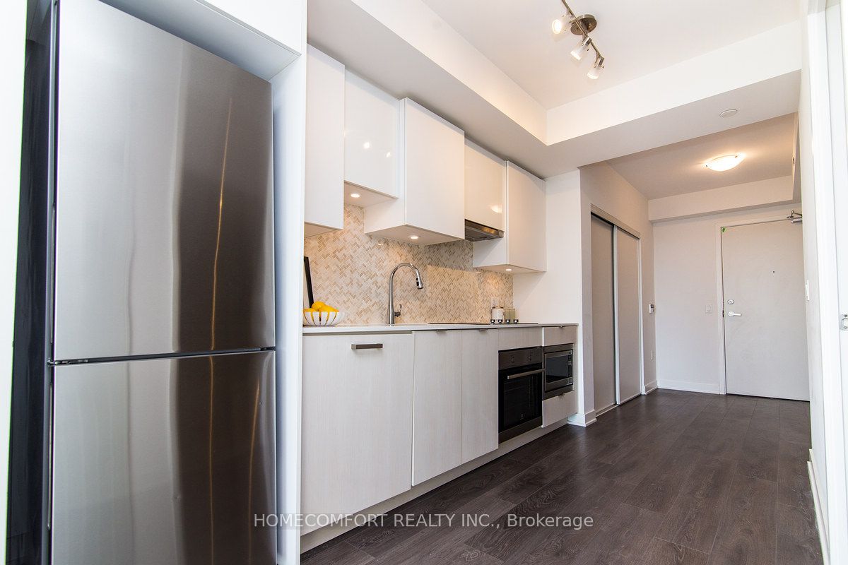 195 Redpath Ave 19 Property Photo 15