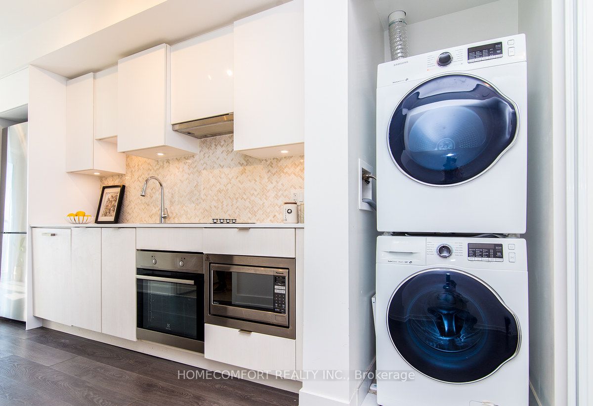 195 Redpath Ave 19 Property Photo 16