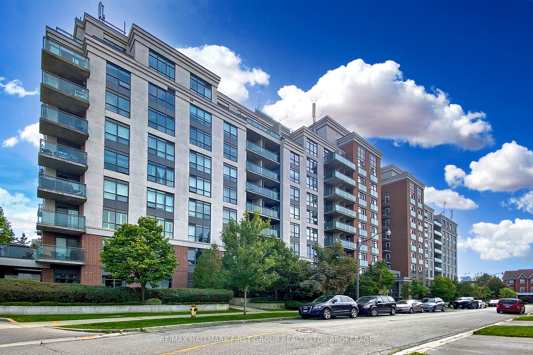 #201 - 120 Dallimore Circle Property Photo 1