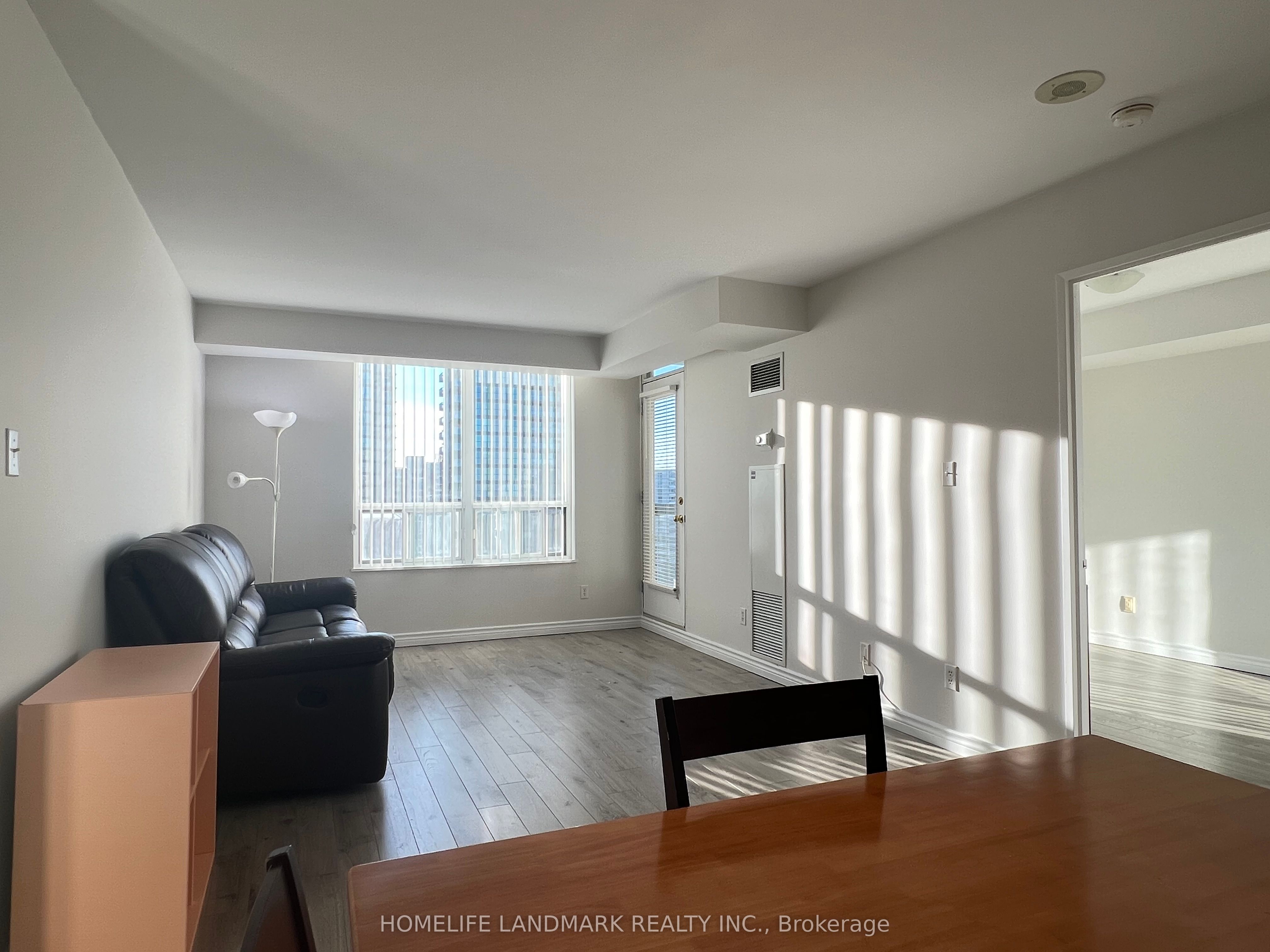 #1916 - 28 Empress Avenue Property Photo 3