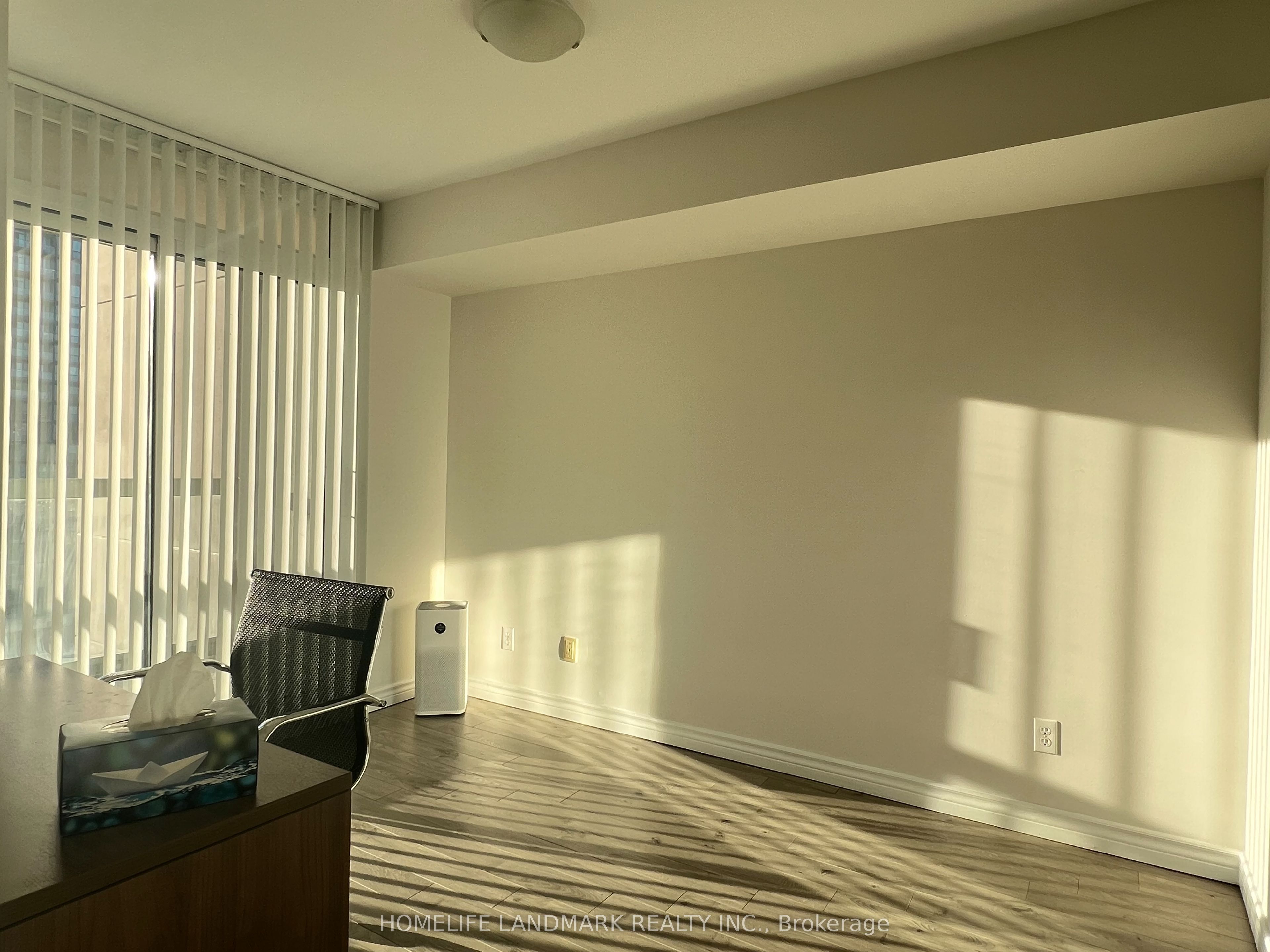 #1916 - 28 Empress Avenue Property Photo 8
