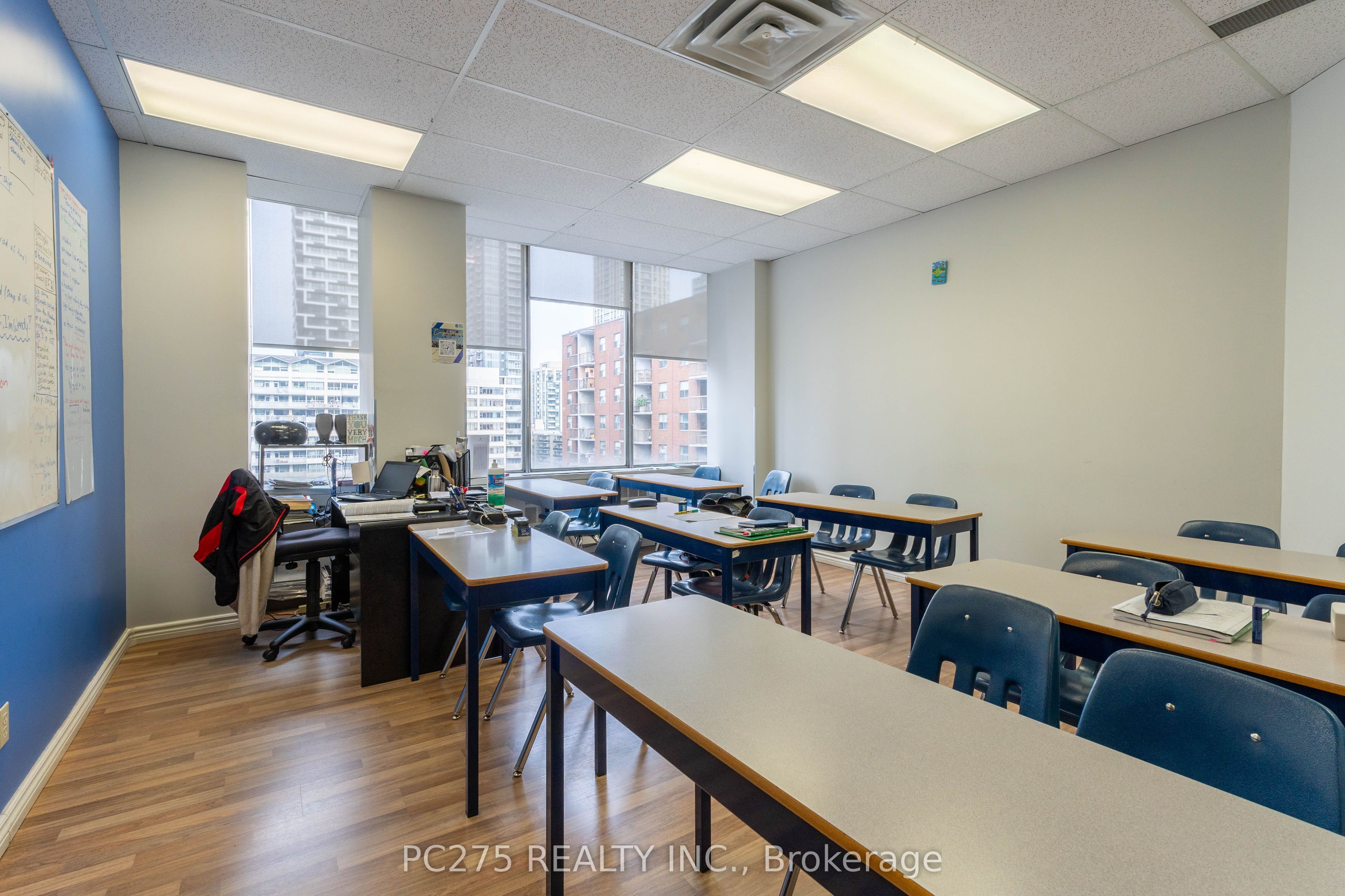 #900 - 120 Eglinton Avenue Property Photo 19