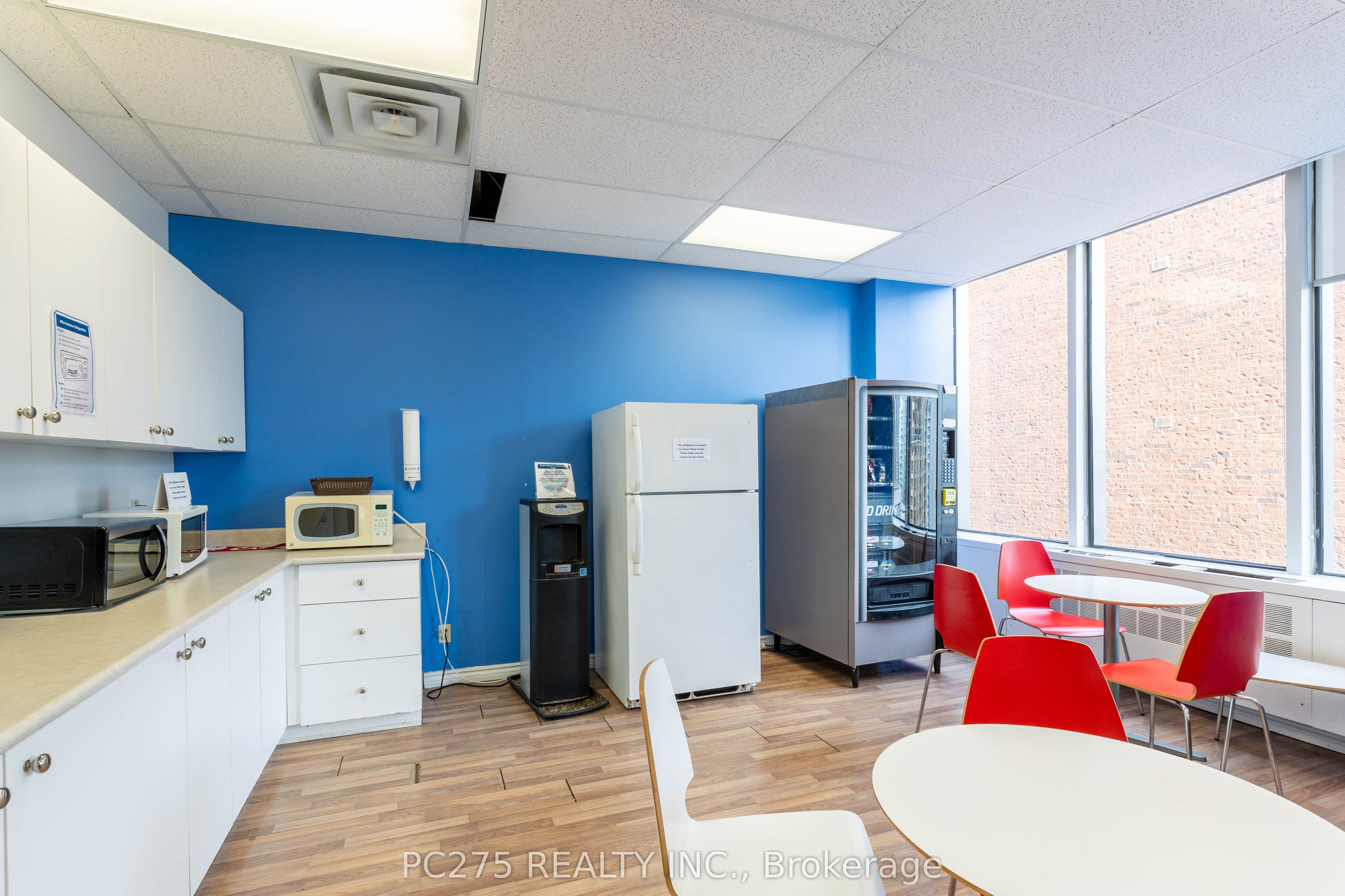 #900 - 120 Eglinton Avenue Property Photo 23
