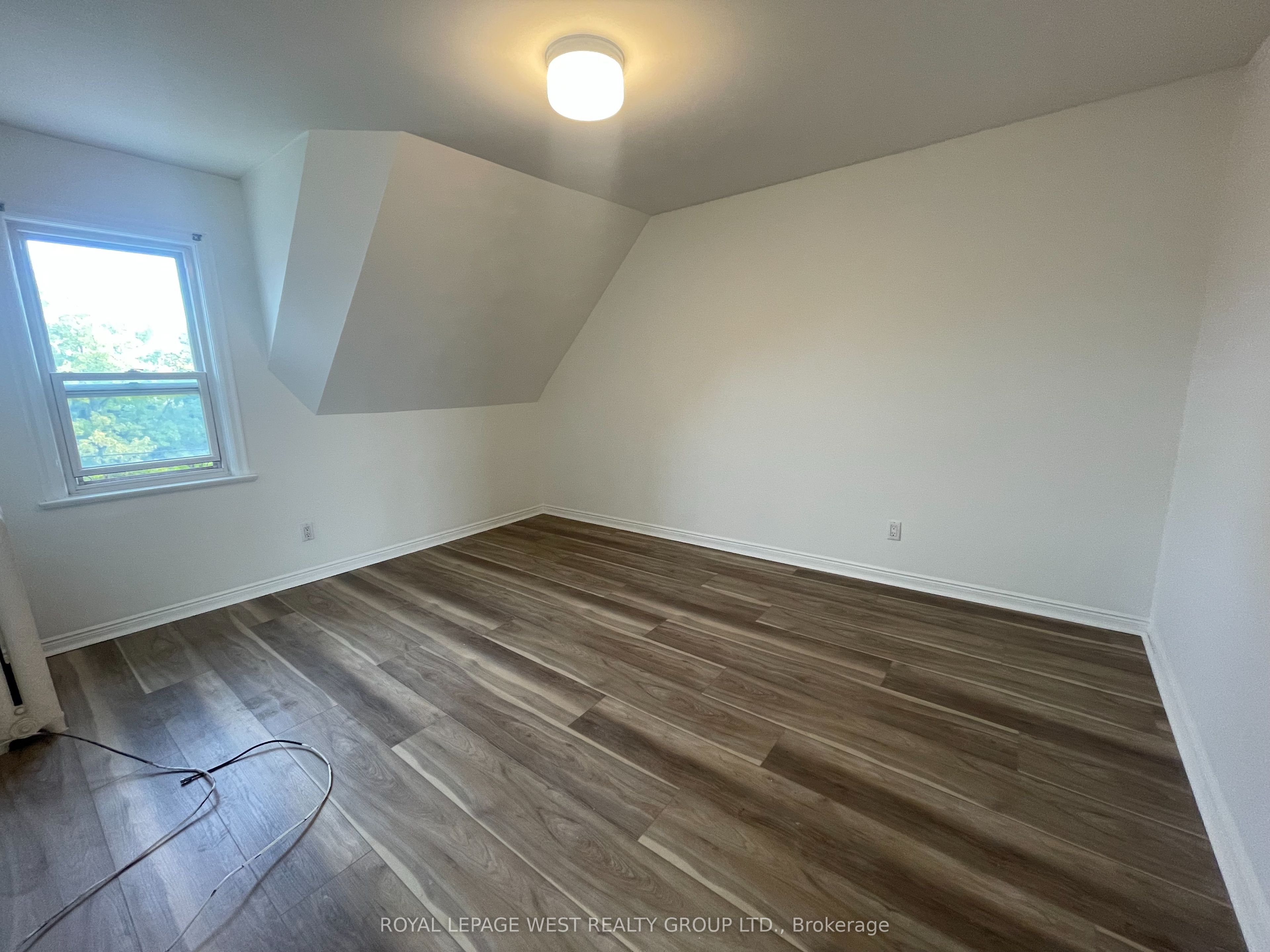 #unit #3 - 1159 Dundas Street Property Photo 3