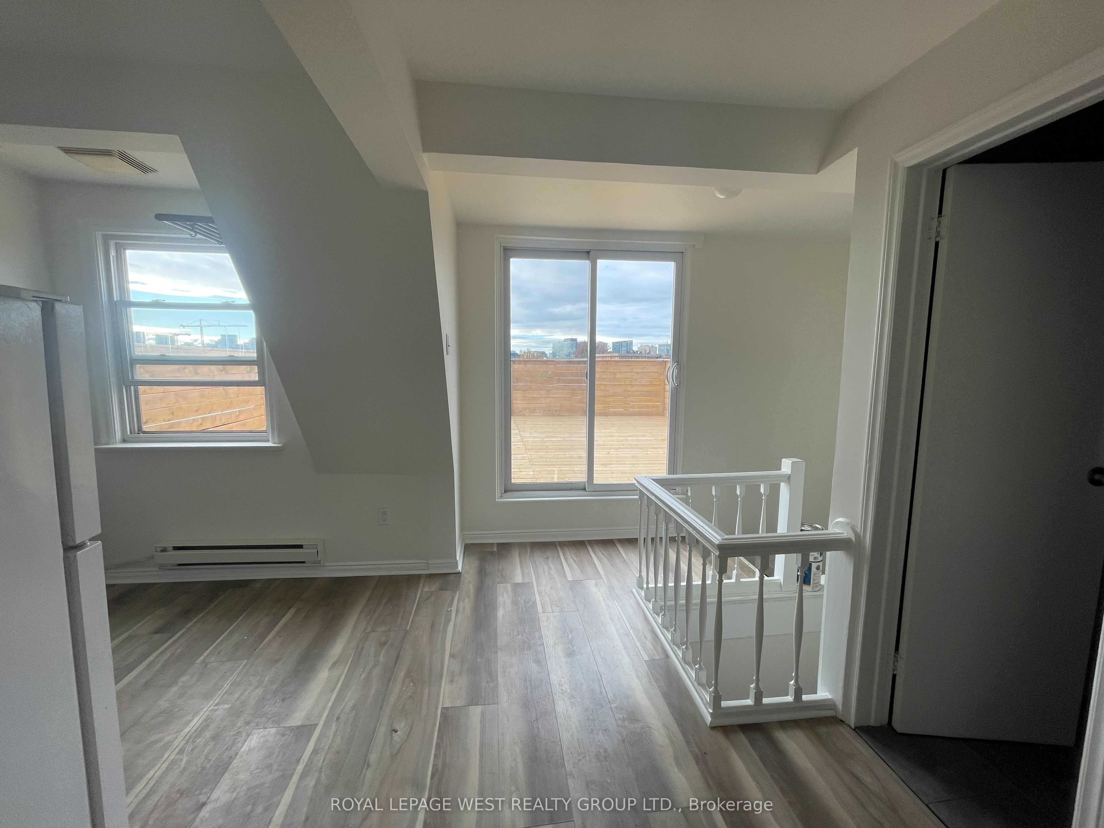 #unit #3 - 1159 Dundas Street Property Photo 9