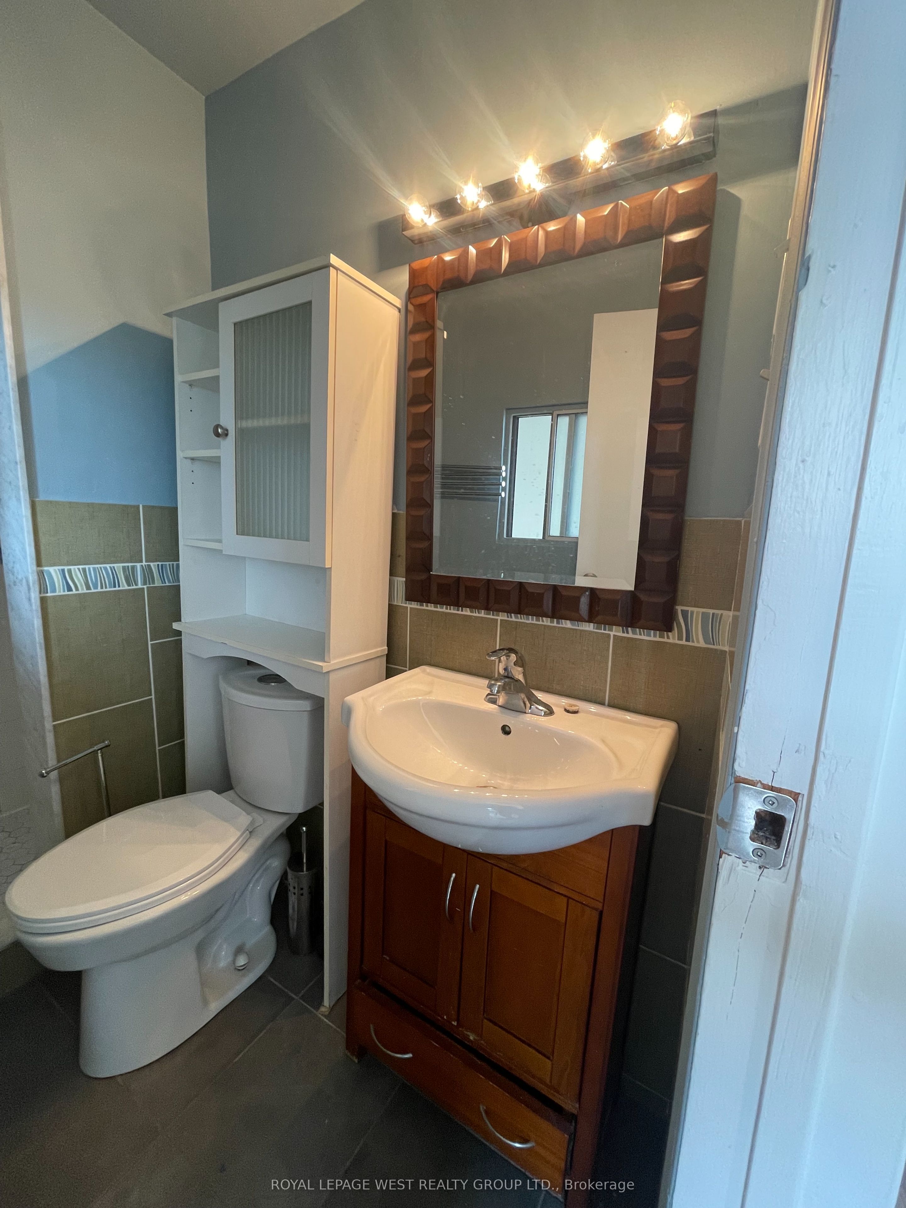 #unit #3 - 1159 Dundas Street Property Photo 11
