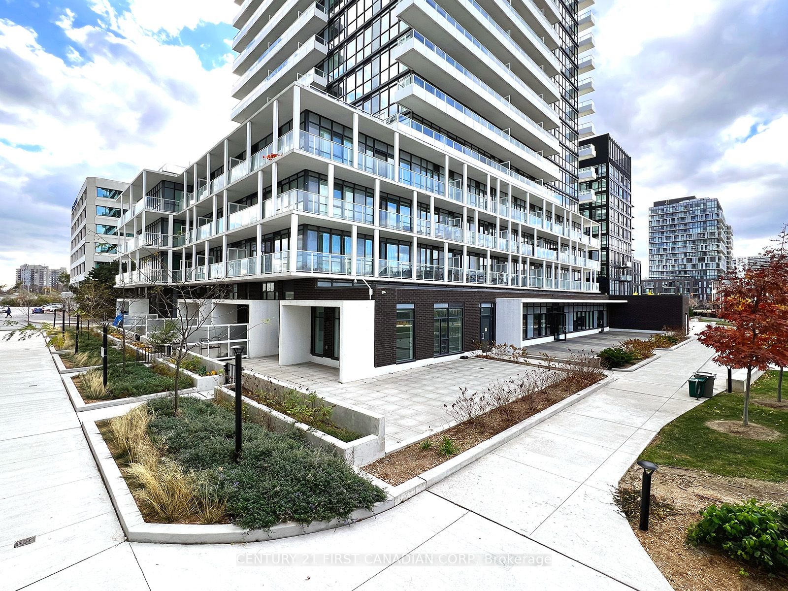 #107 - 180 Fairview Mall Drive Property Photo 11