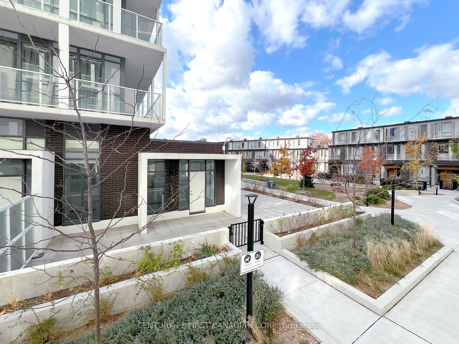 #107 - 180 Fairview Mall Drive Property Photo 13
