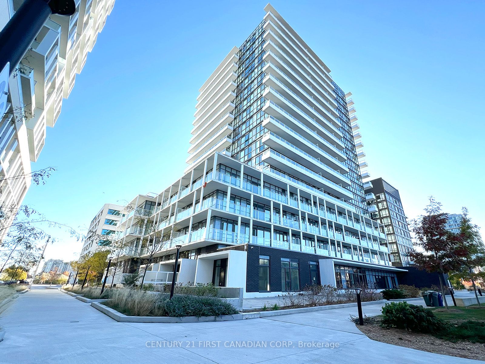 #107 - 180 Fairview Mall Drive Property Photo 23