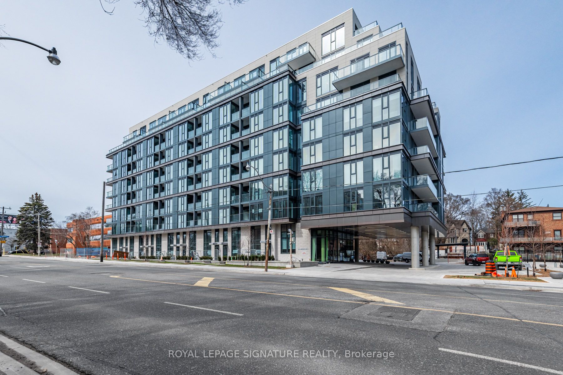 #215 - 250 Lawrence Avenue Property Photo 2