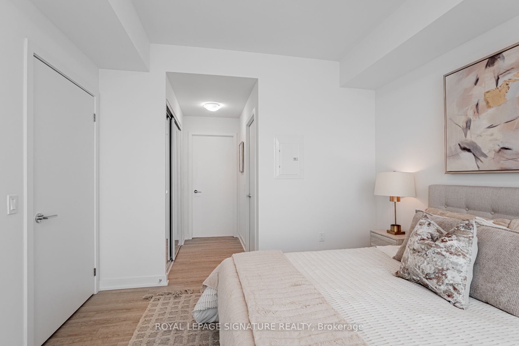 #215 - 250 Lawrence Avenue Property Photo 19