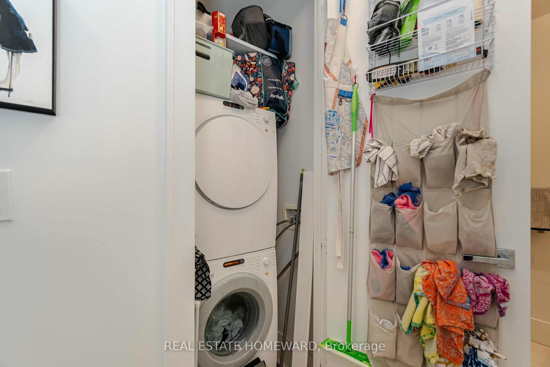 #902 - 29 Queens Quay Property Photo 39