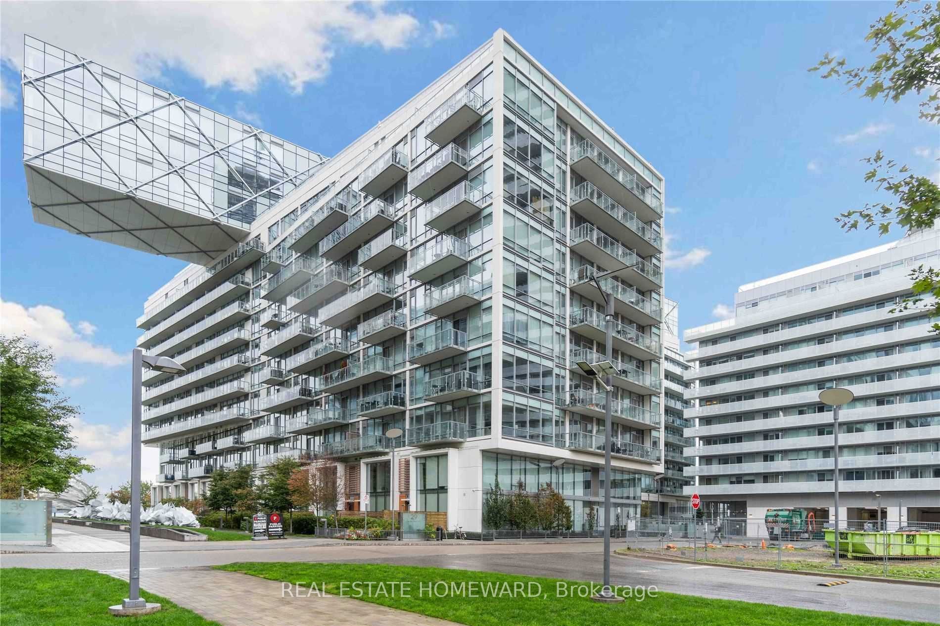#902 - 29 Queens Quay Property Photo 43