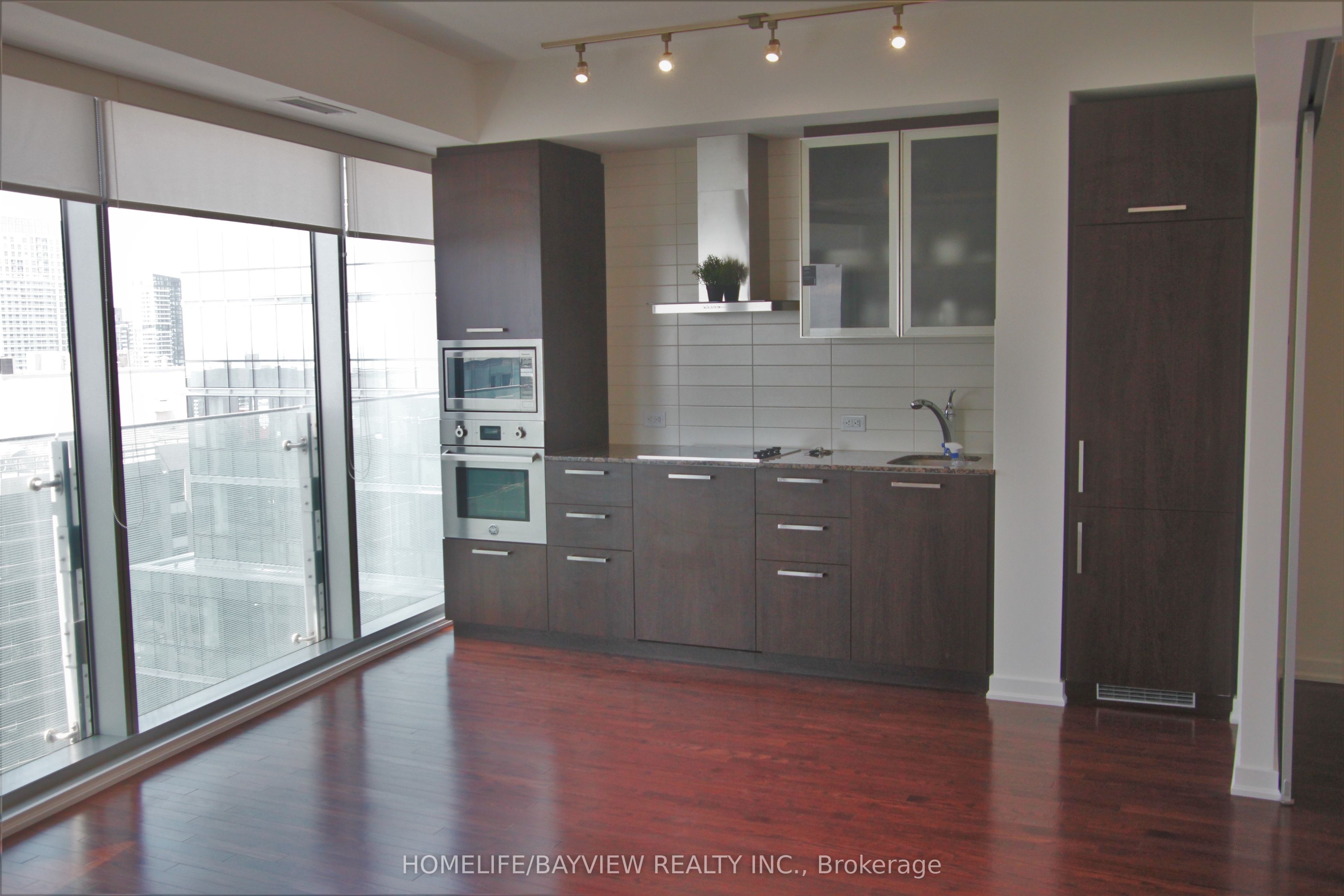 #3306 - 14 York Street Property Photo 5