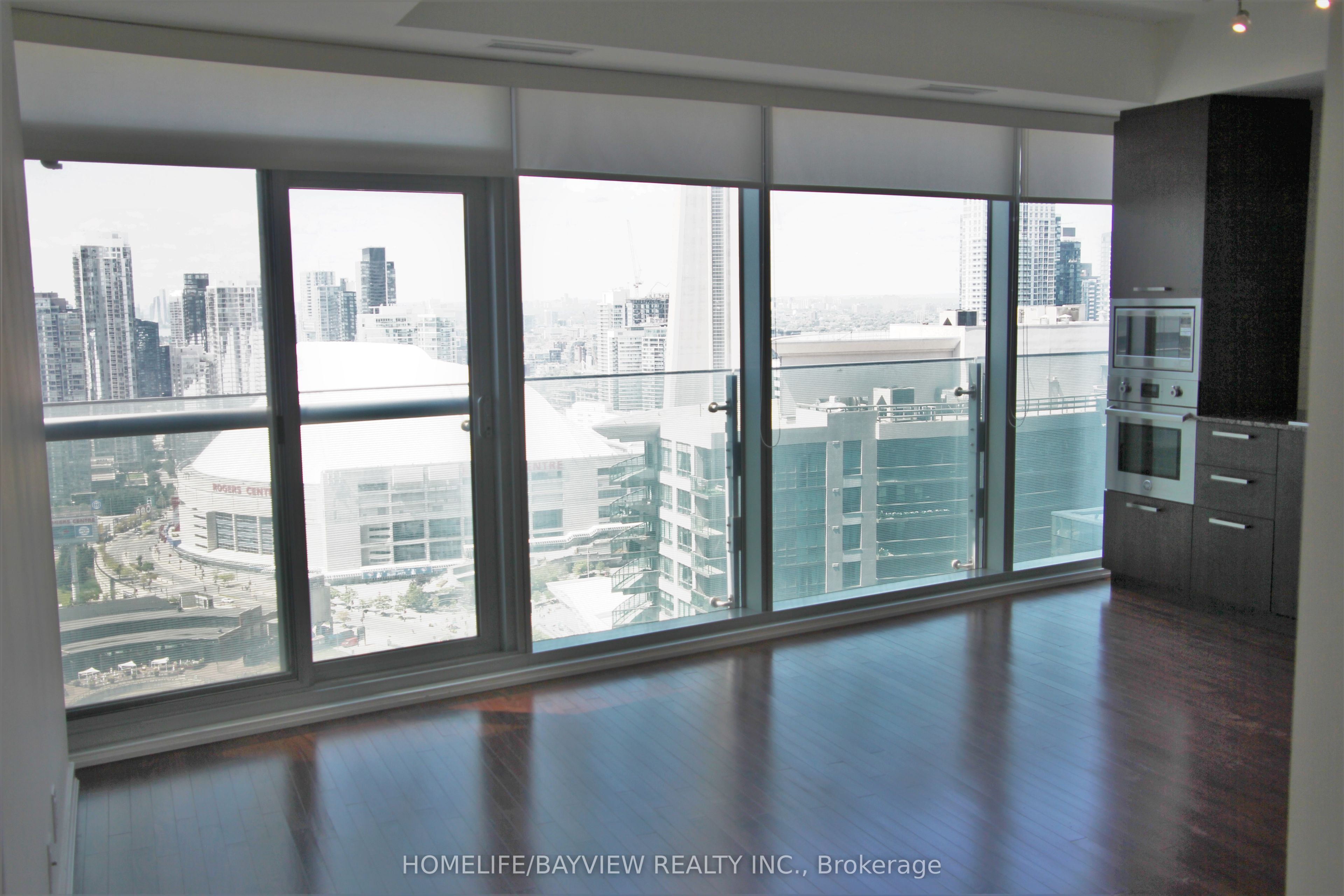#3306 - 14 York Street Property Photo 10