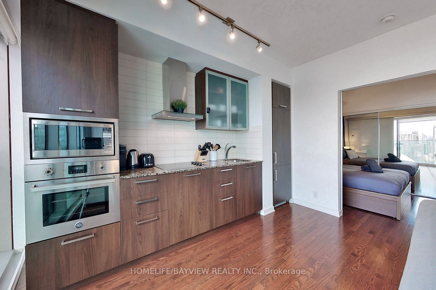 #3306 - 14 York Street Property Photo 13