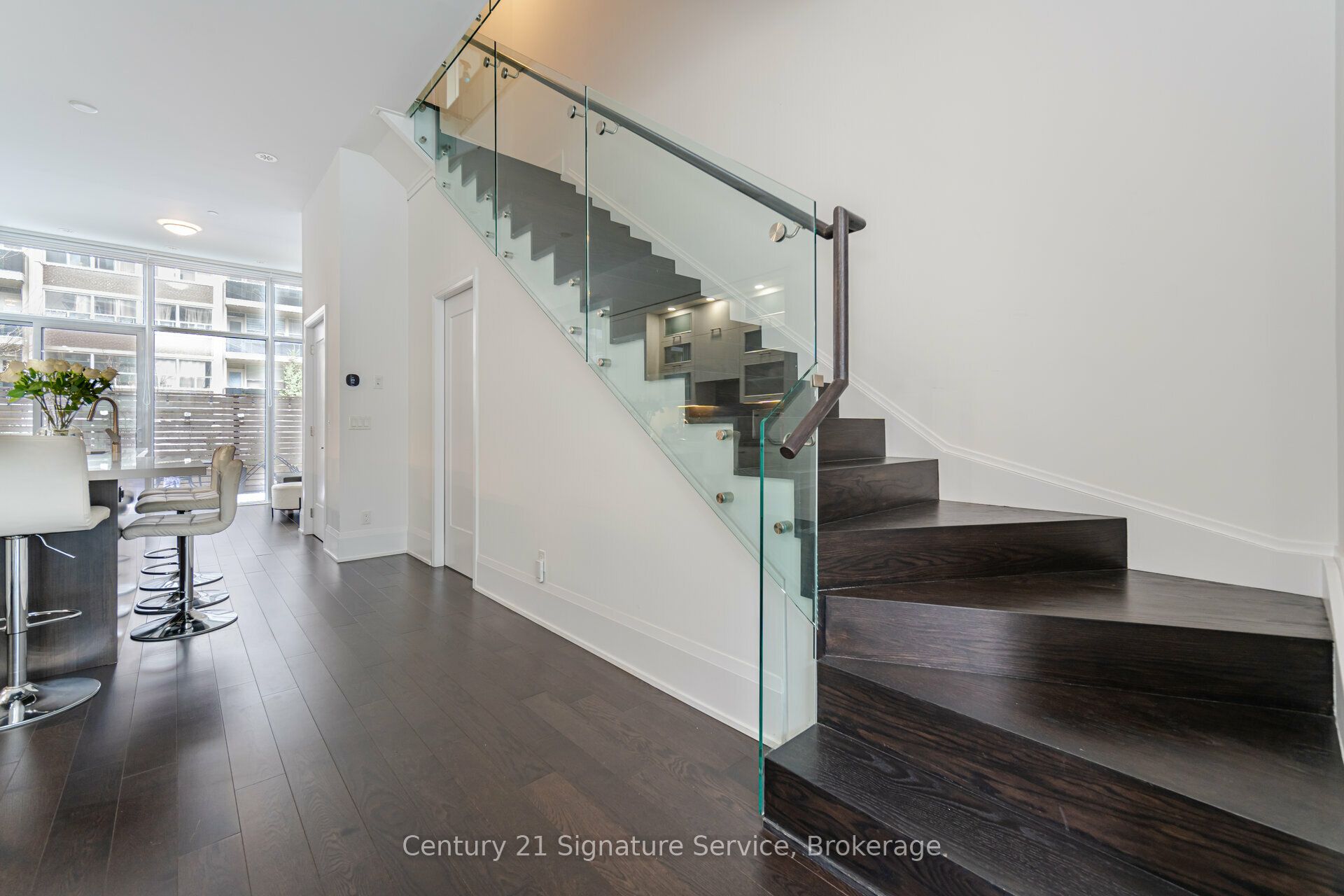 #th05 - 101 Erskine Avenue Property Photo 12