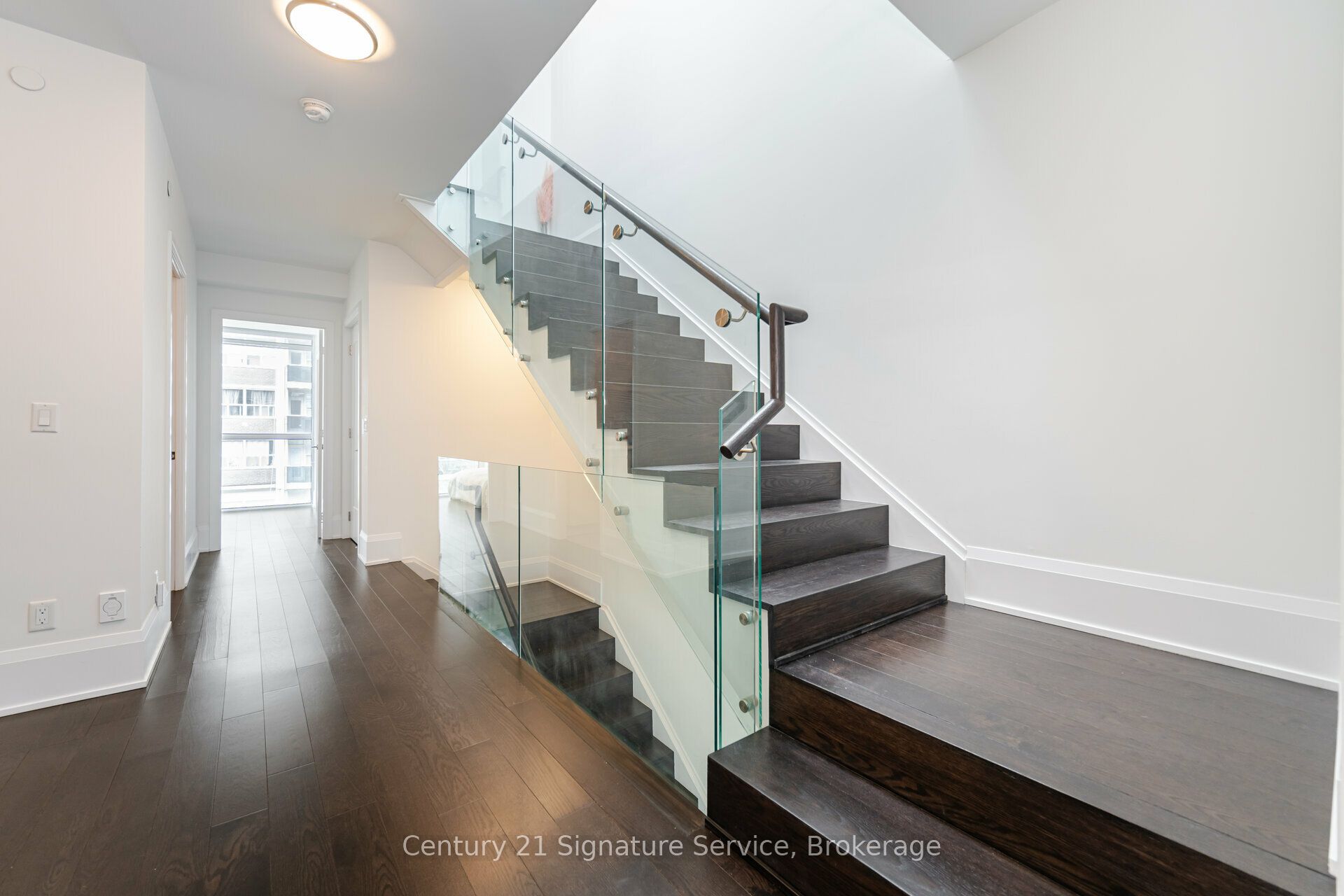 #th05 - 101 Erskine Avenue Property Photo 24