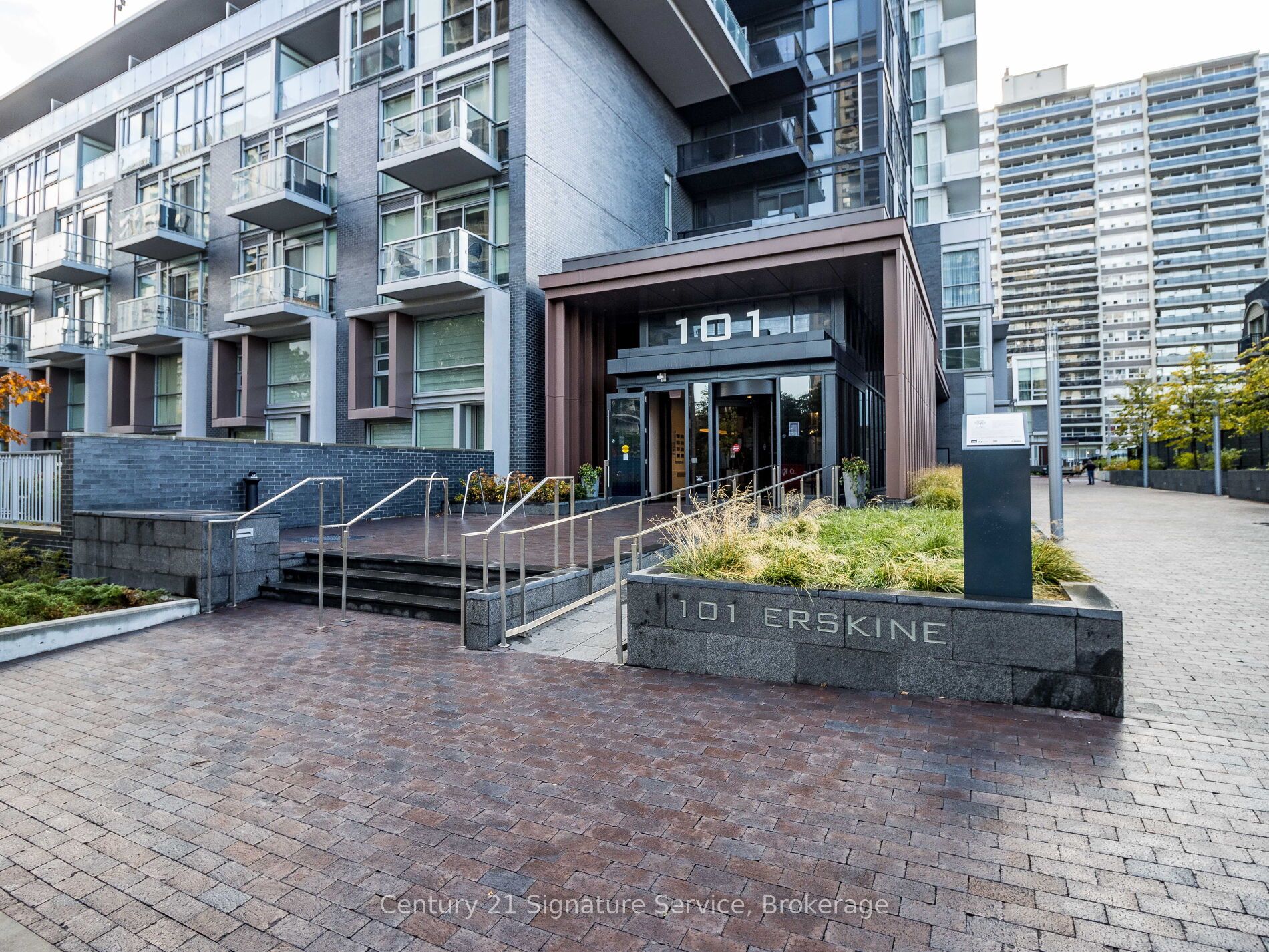 #th05 - 101 Erskine Avenue Property Photo 37