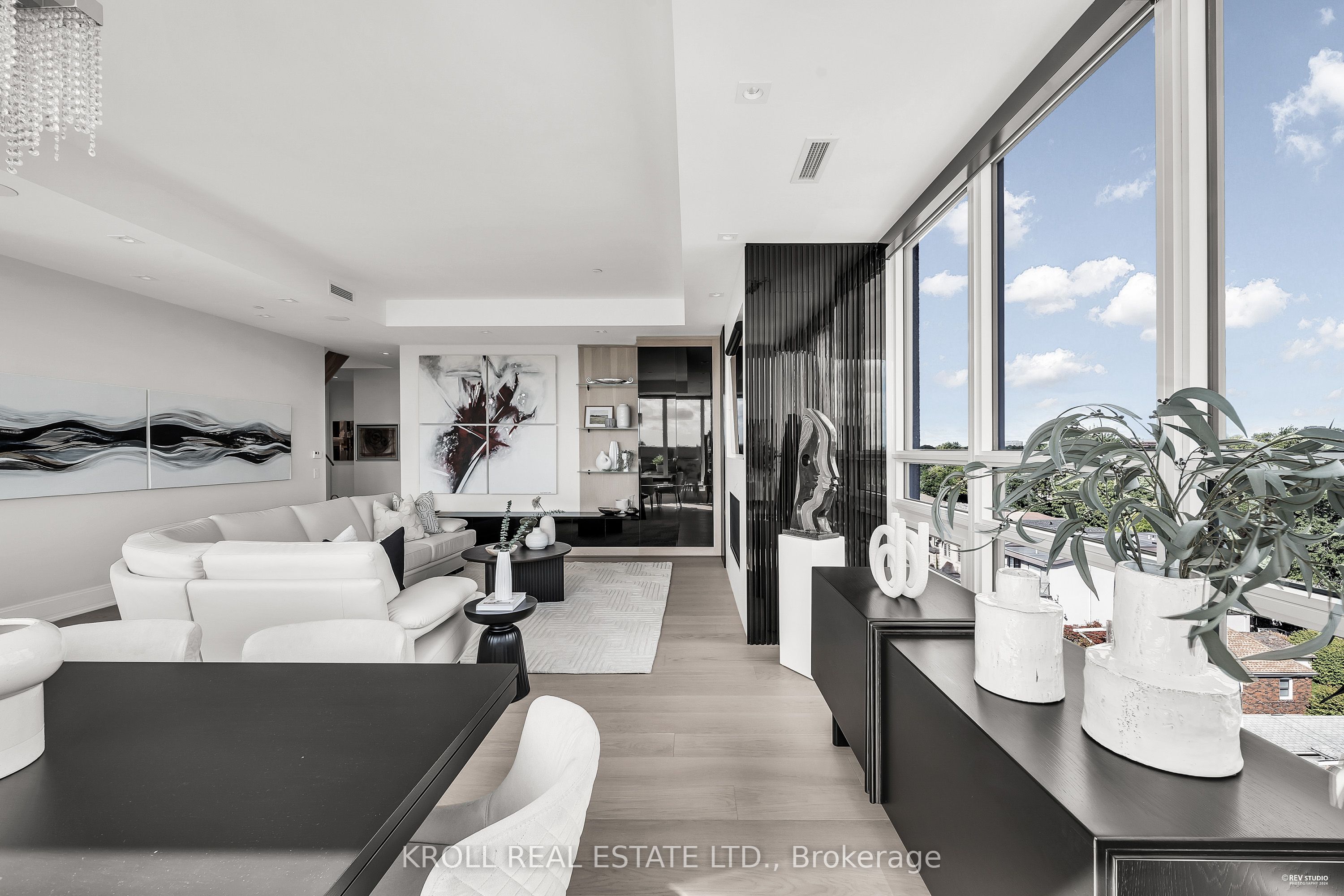 #703 - 355 Bedford Park Avenue Property Photo 4