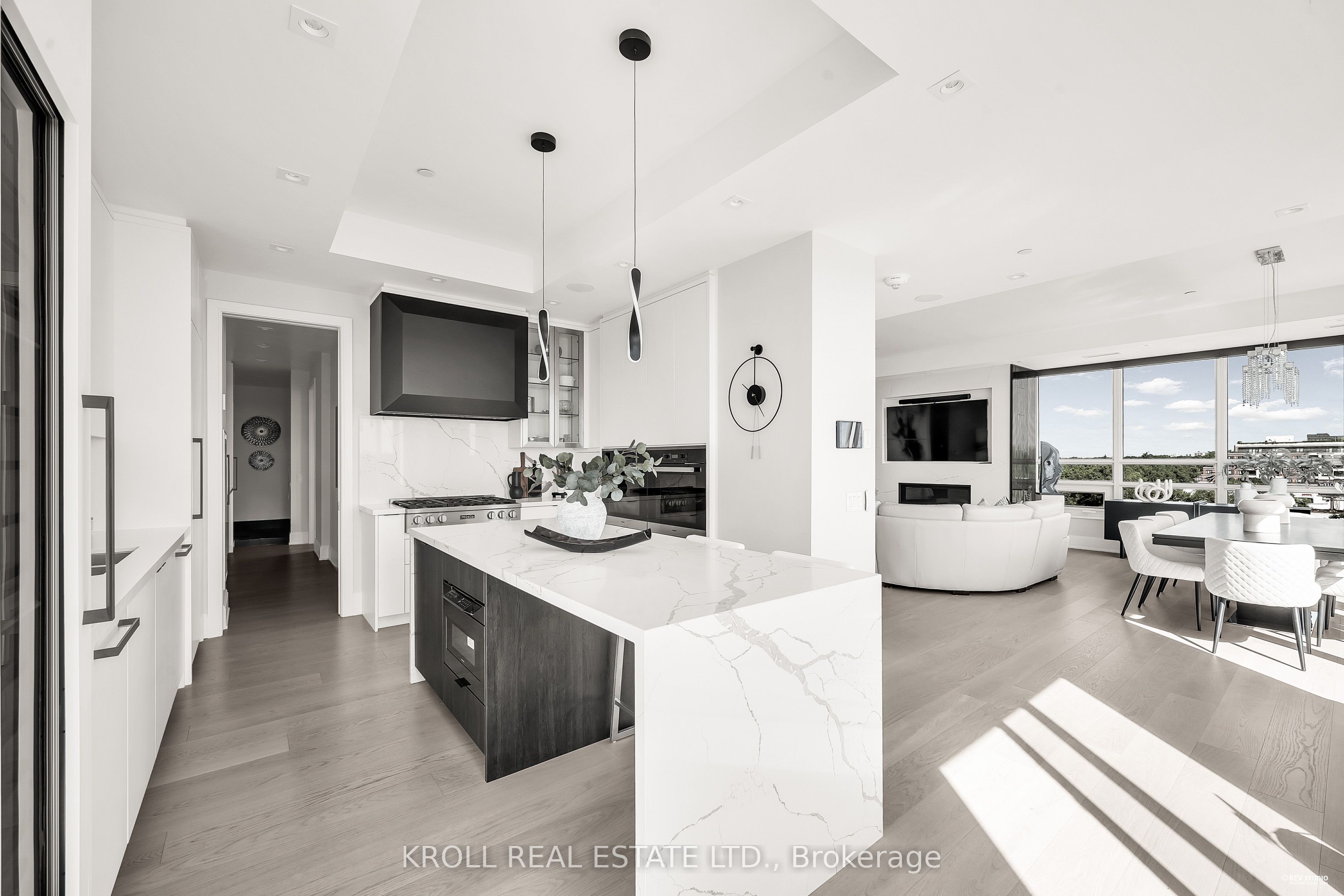 #703 - 355 Bedford Park Avenue Property Photo 8