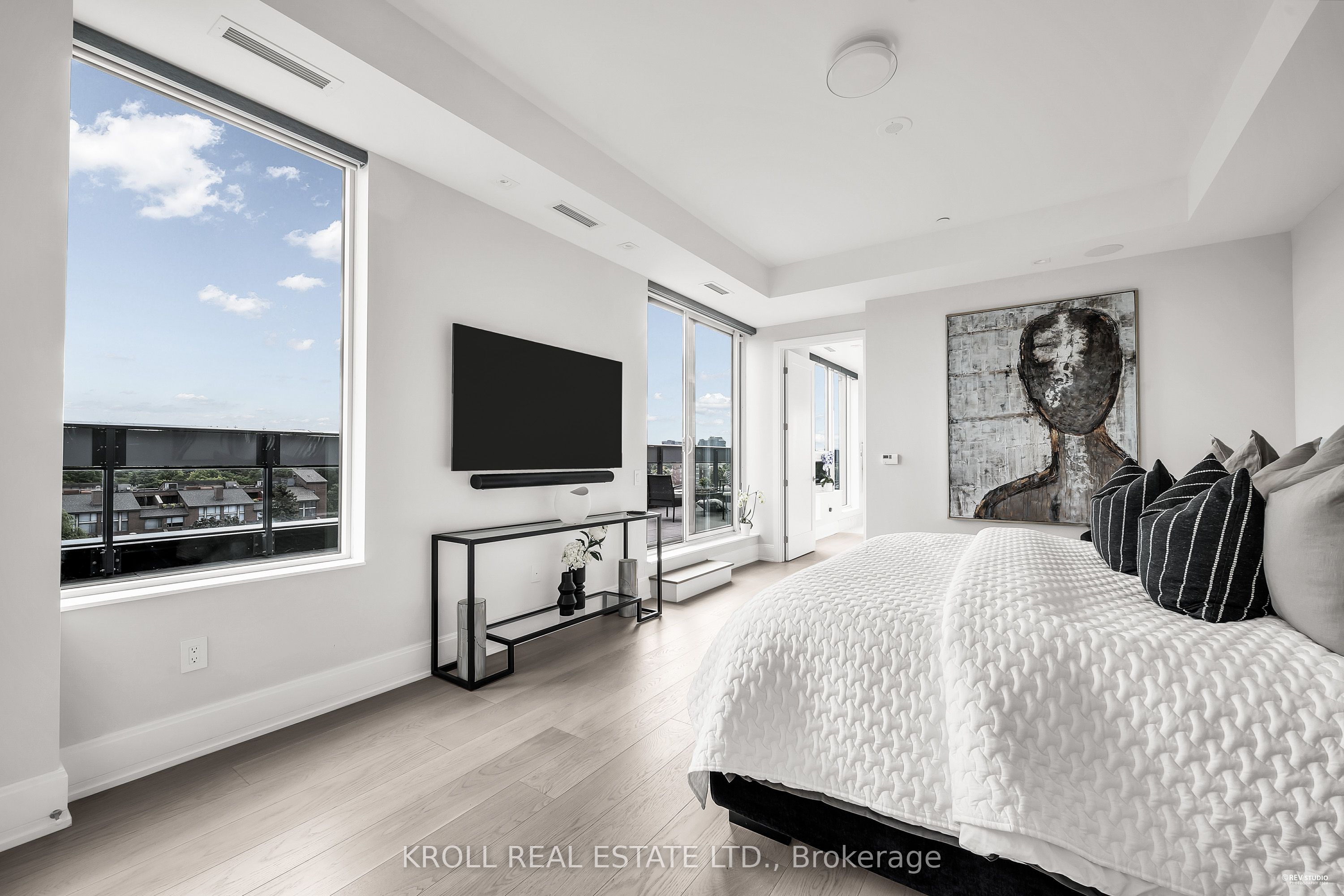 #703 - 355 Bedford Park Avenue Property Photo 18