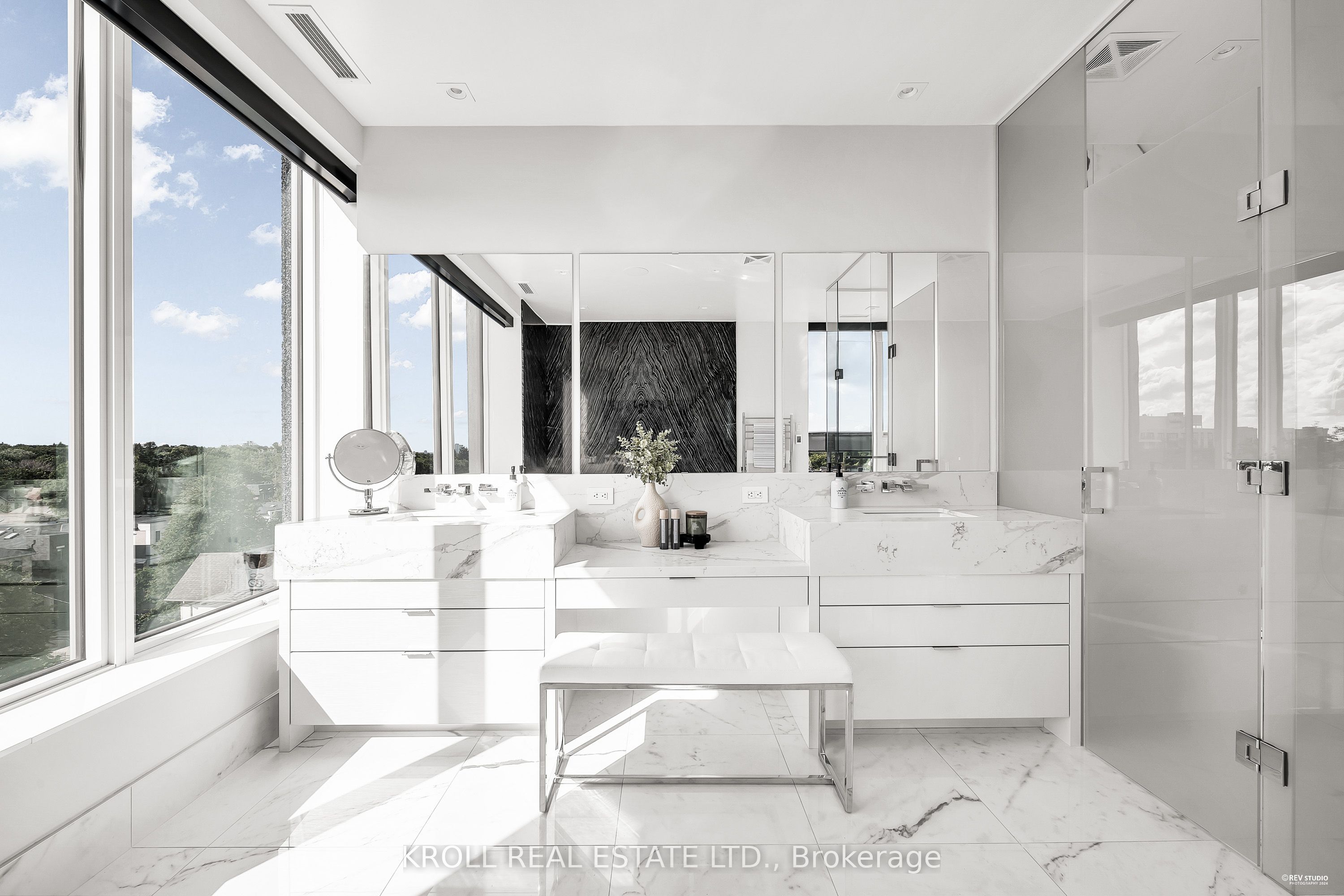 #703 - 355 Bedford Park Avenue Property Photo 22