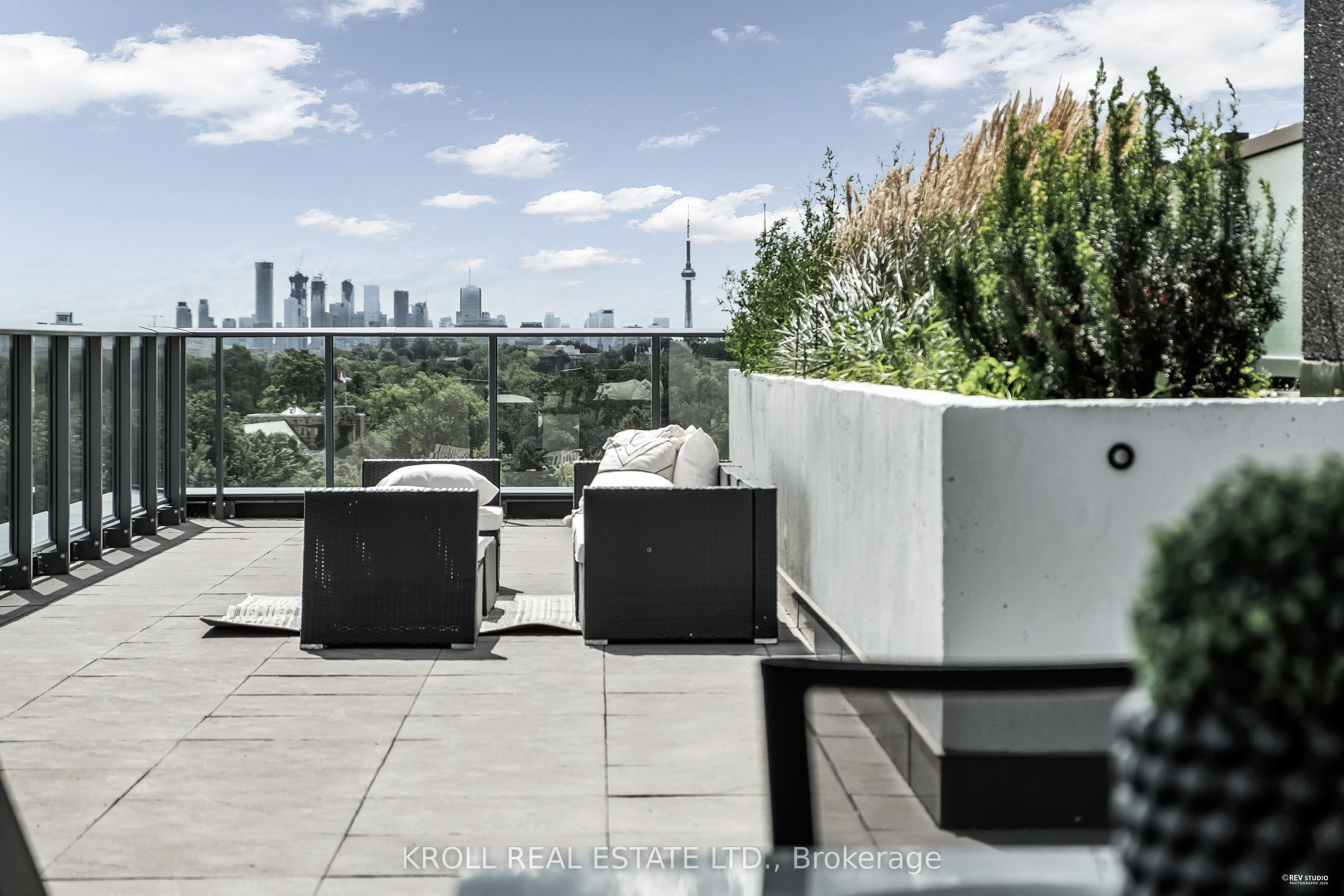 #703 - 355 Bedford Park Avenue Property Photo 35