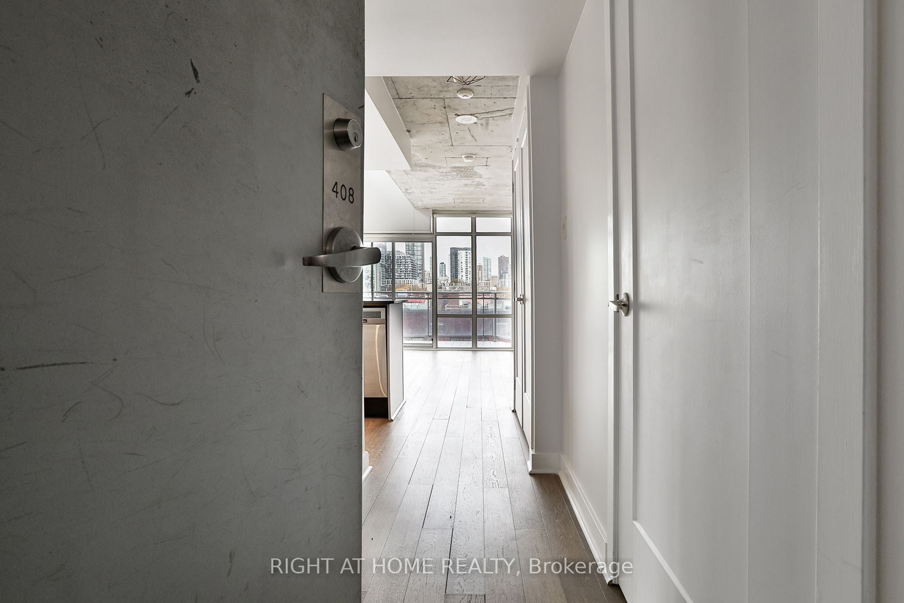 #408 - 255 Richmond Street Property Photo 14