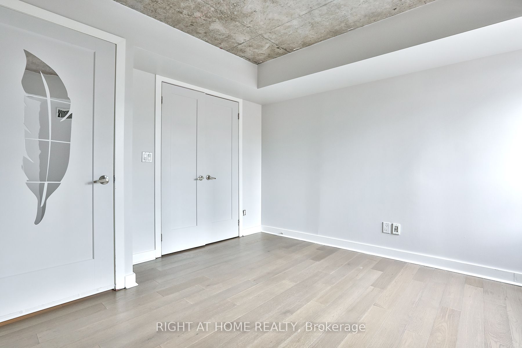 #408 - 255 Richmond Street Property Photo 29