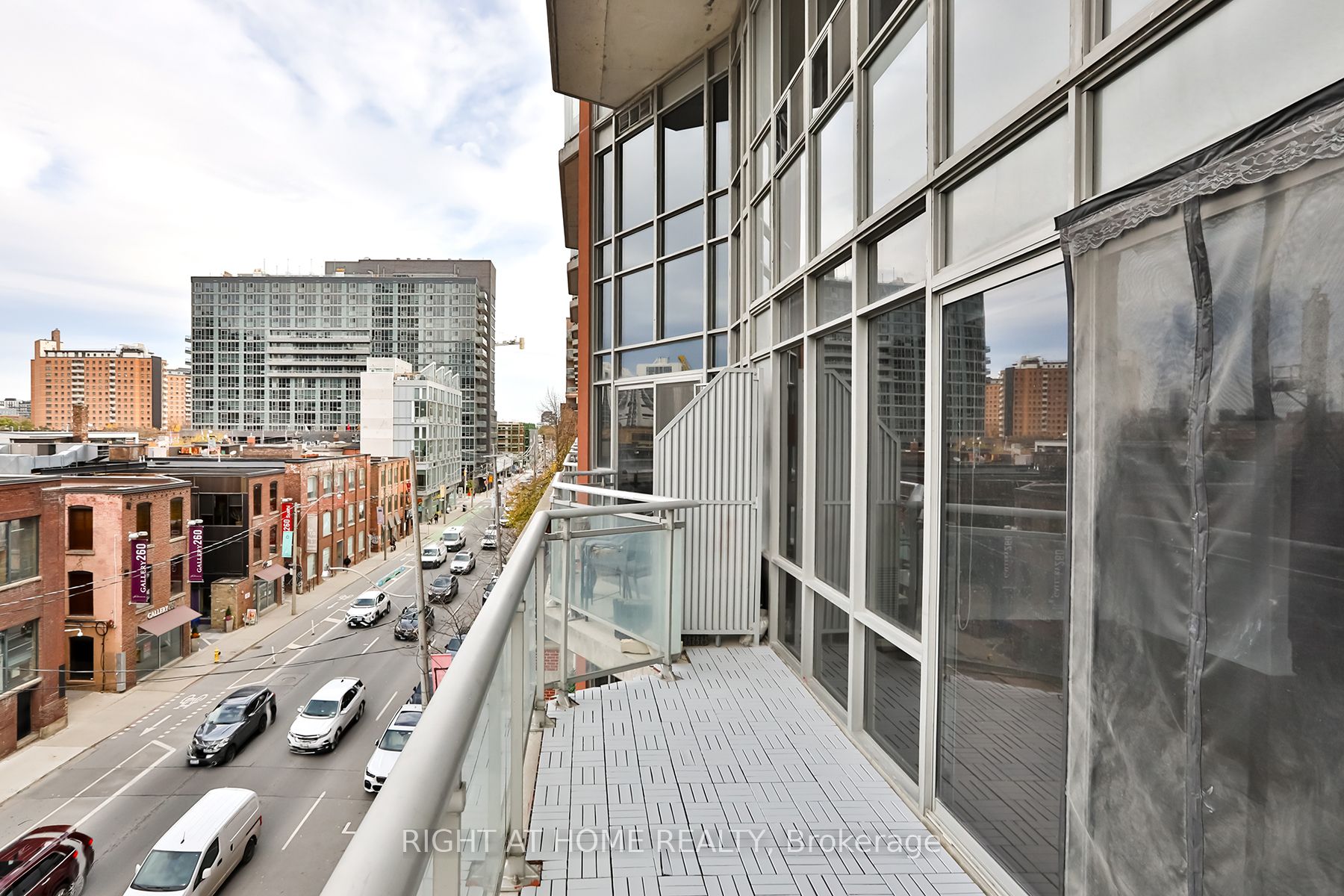 #408 - 255 Richmond Street Property Photo 37