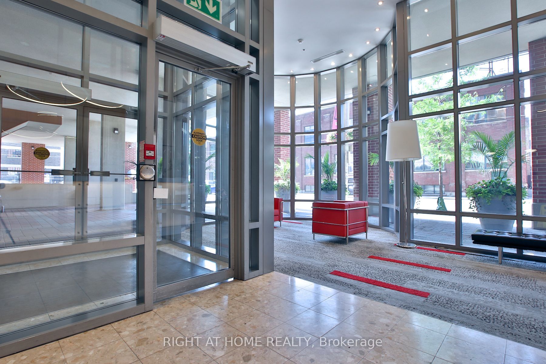#408 - 255 Richmond Street Property Photo 43